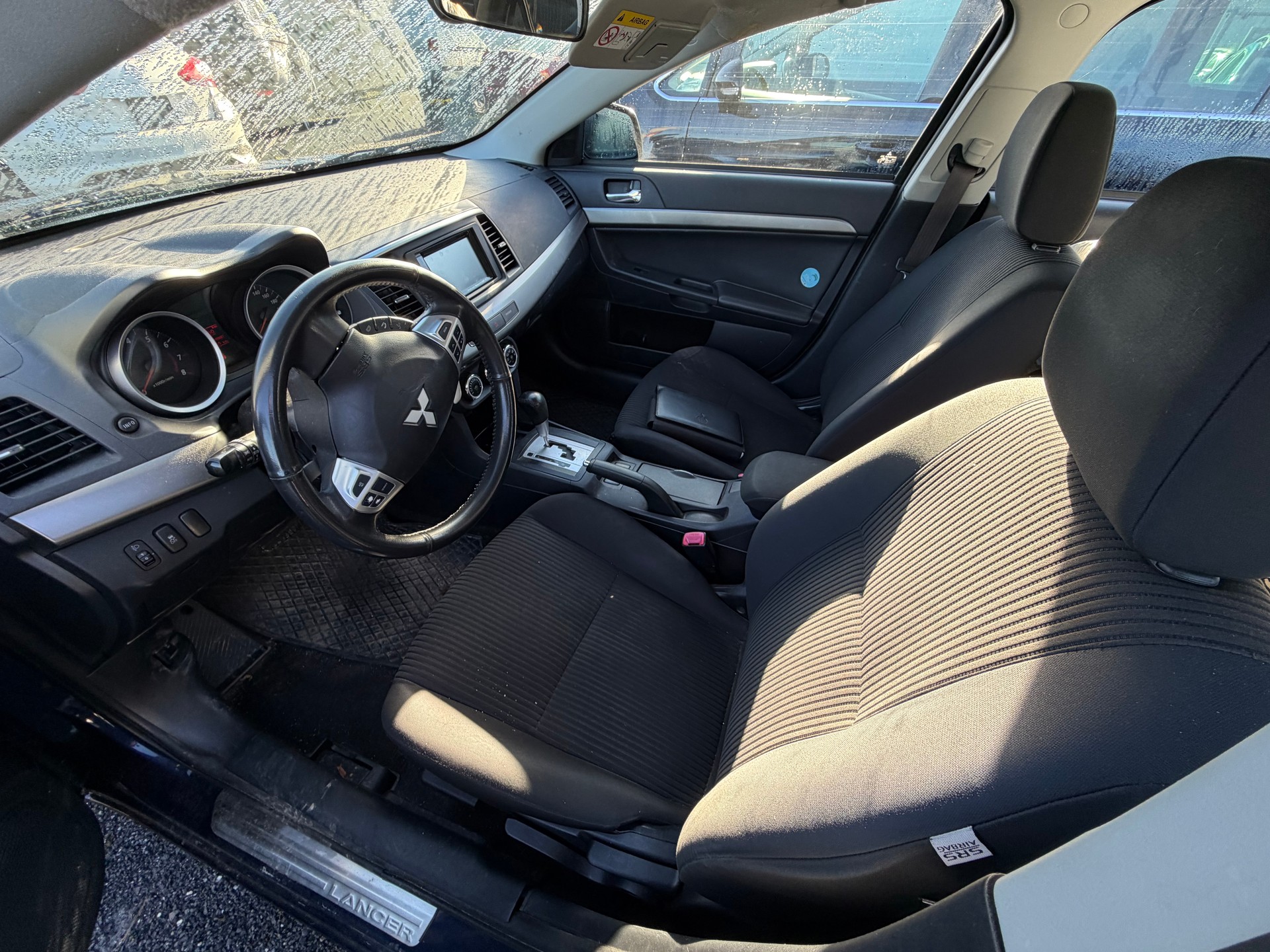 MITSUBISHI Lancer Sportback 1.8 Invite CVT-image-9