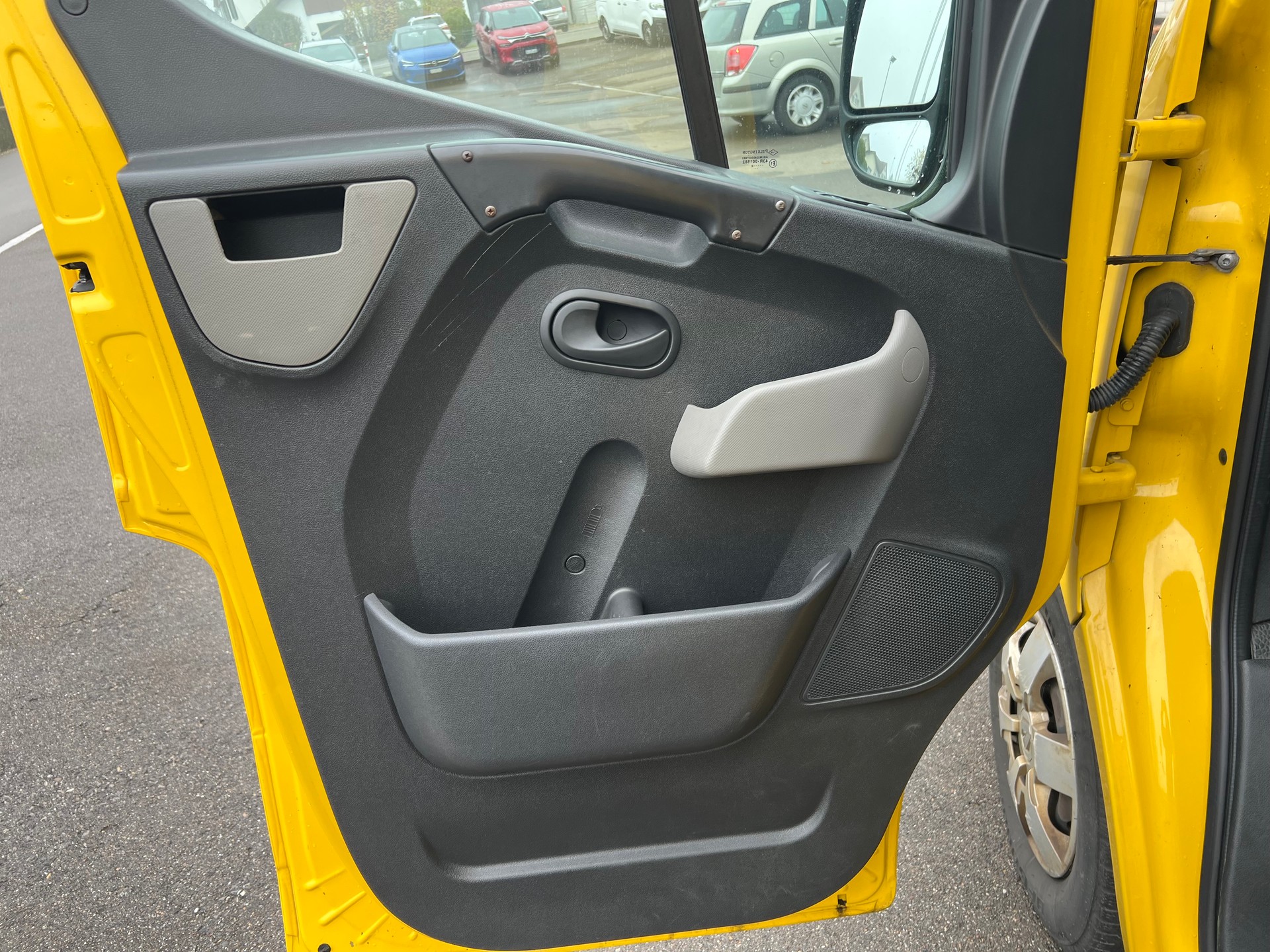 RENAULT Master T35 2.3dCi 130 L3H2-image-9