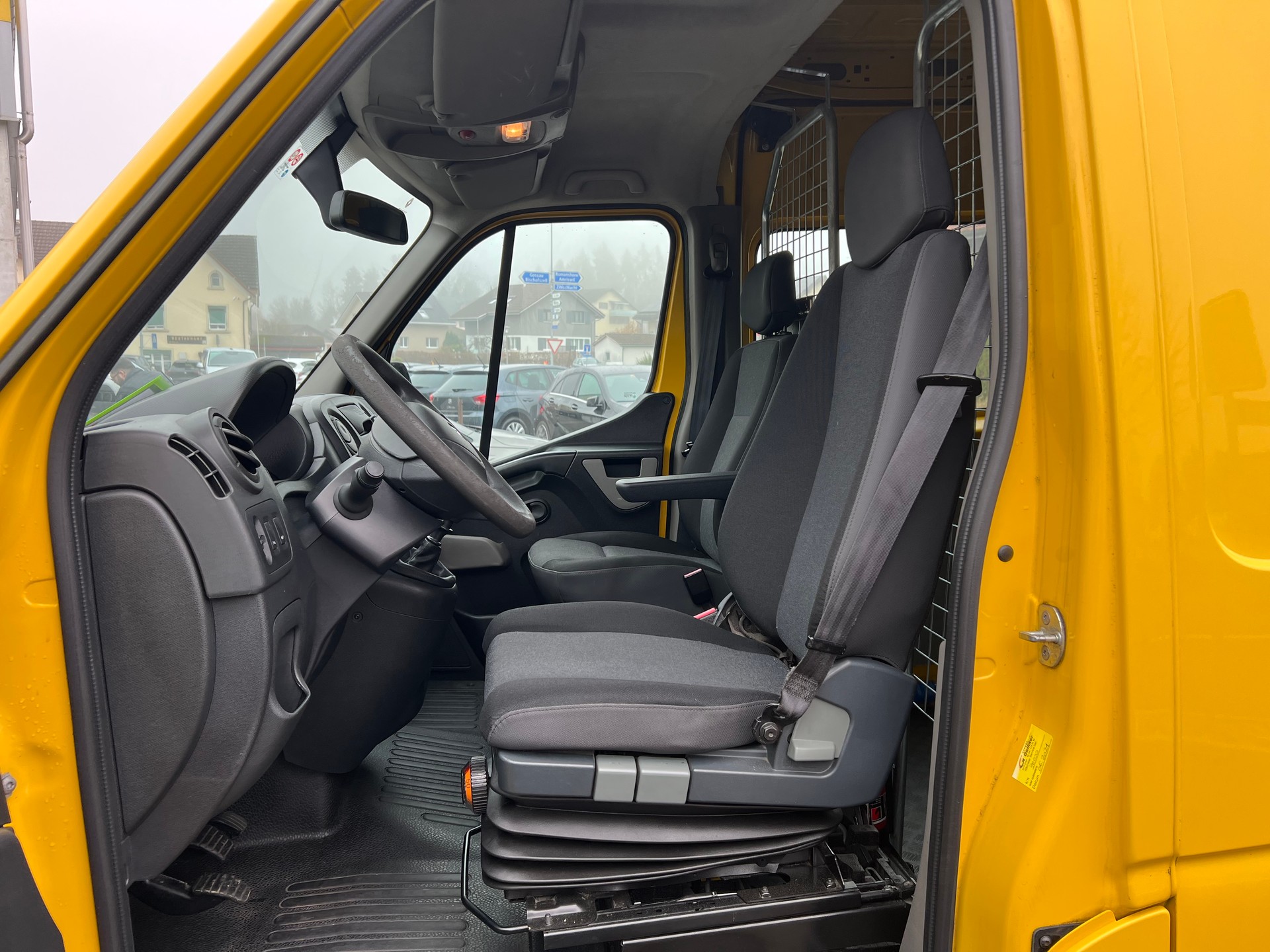 RENAULT Master T35 2.3dCi 130 L3H2-image-8