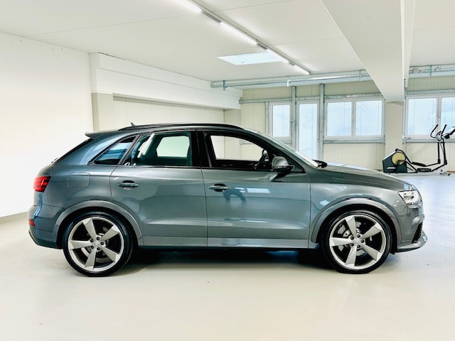 AUDI RS Q3-image-1
