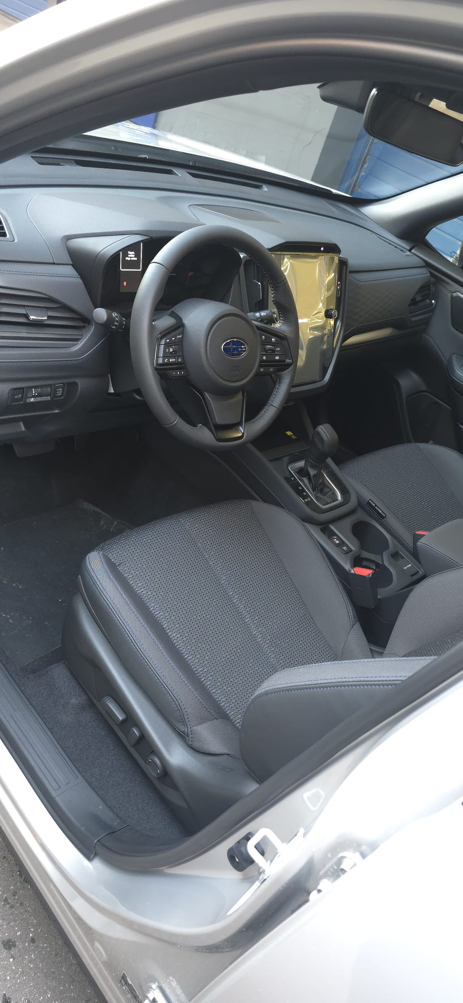 SUBARU Forester 2.0i e-Boxer Swiss Plus Lineartronic-image-5