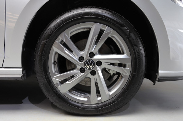 VW Polo 1.0 TSI R-Line DSG-image-12