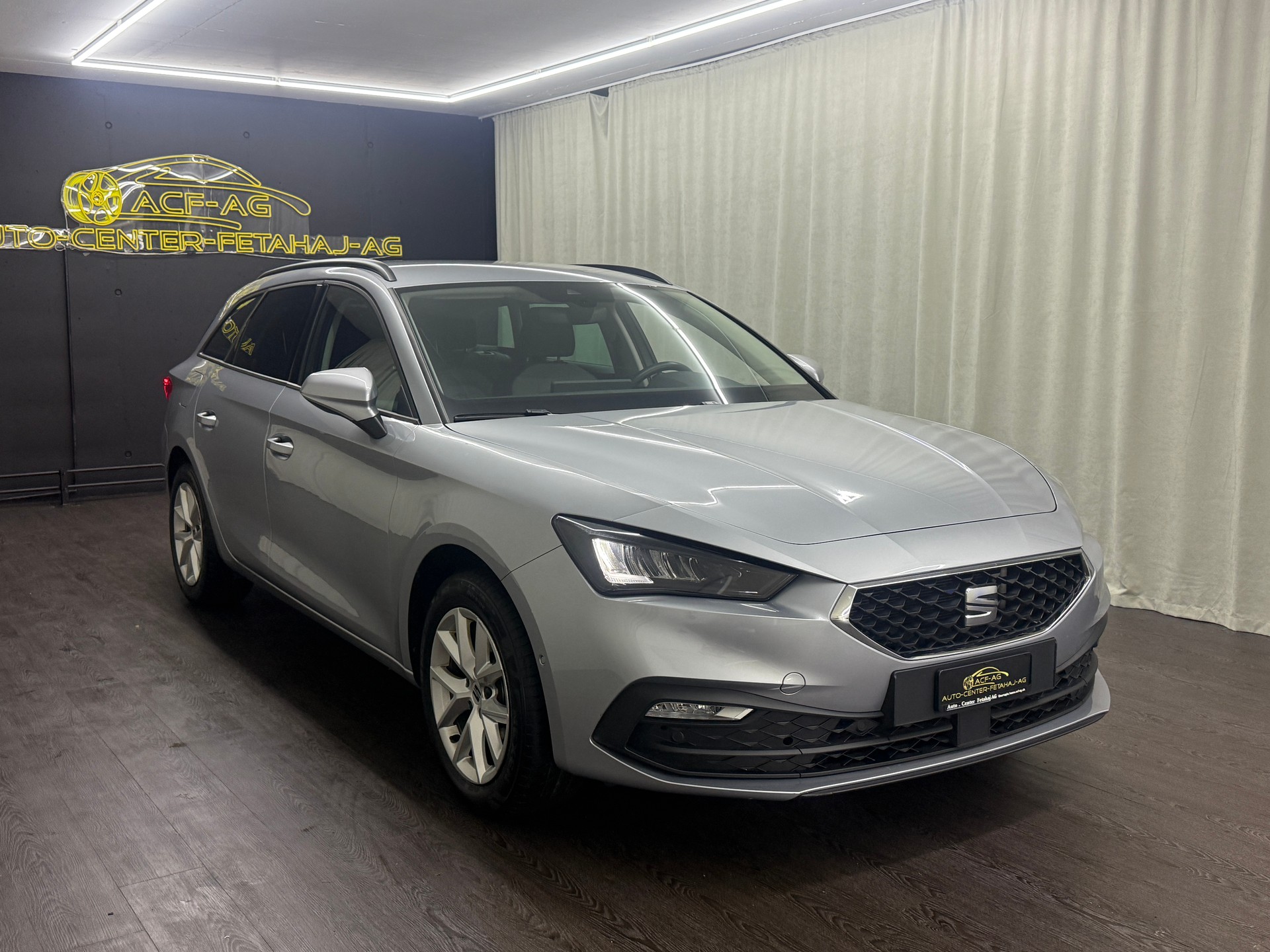 SEAT Leon ST 2.0 TDI EVO DSG Style-image-2