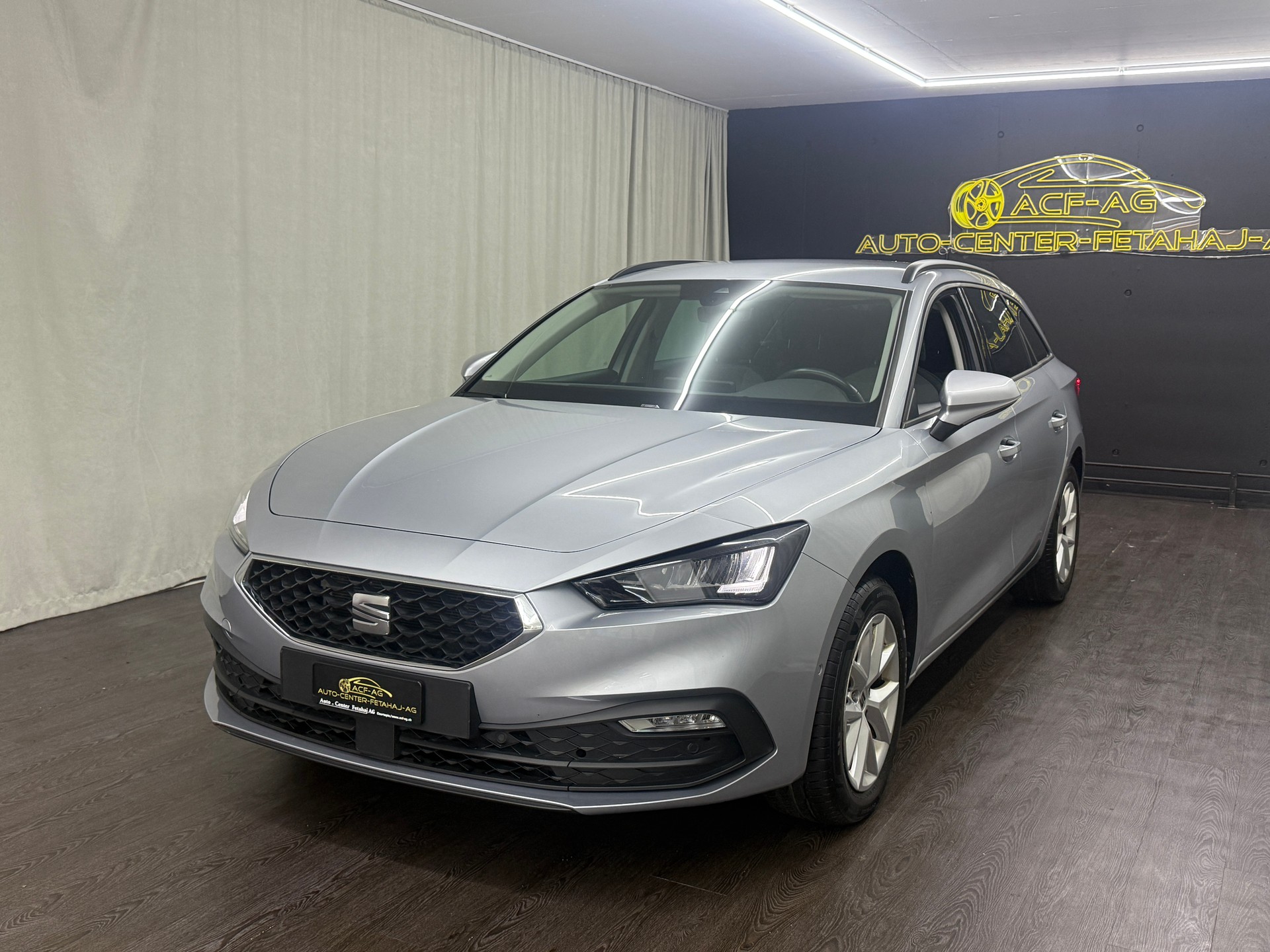 SEAT Leon ST 2.0 TDI EVO DSG Style-image-0