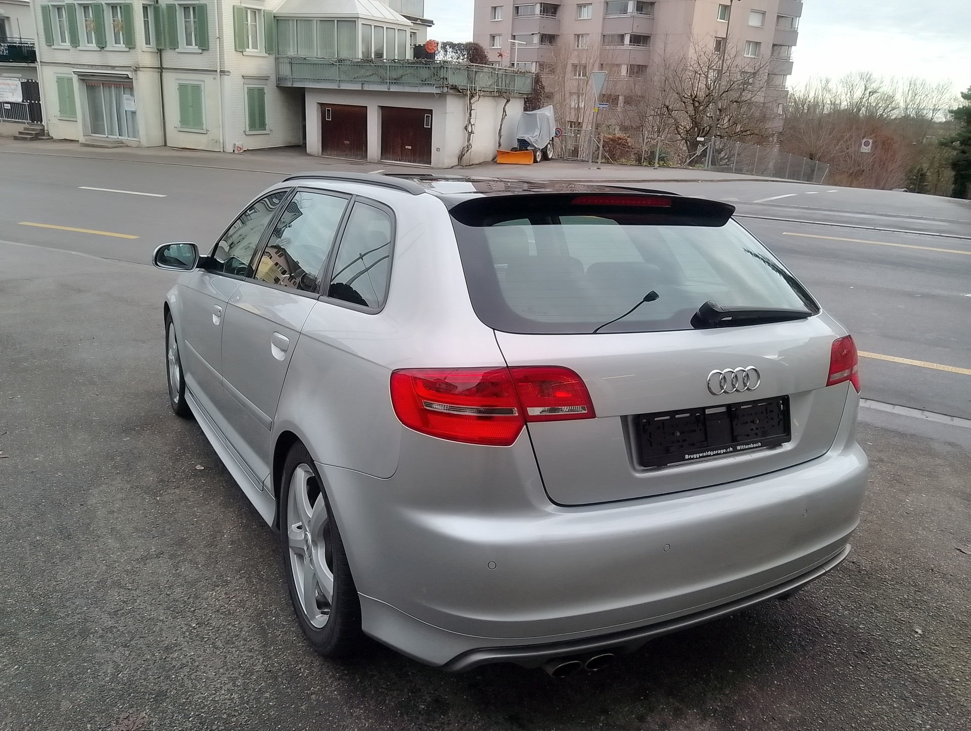 AUDI S3 Sportback 2.0 TFSI quattro S-tronic-image-10