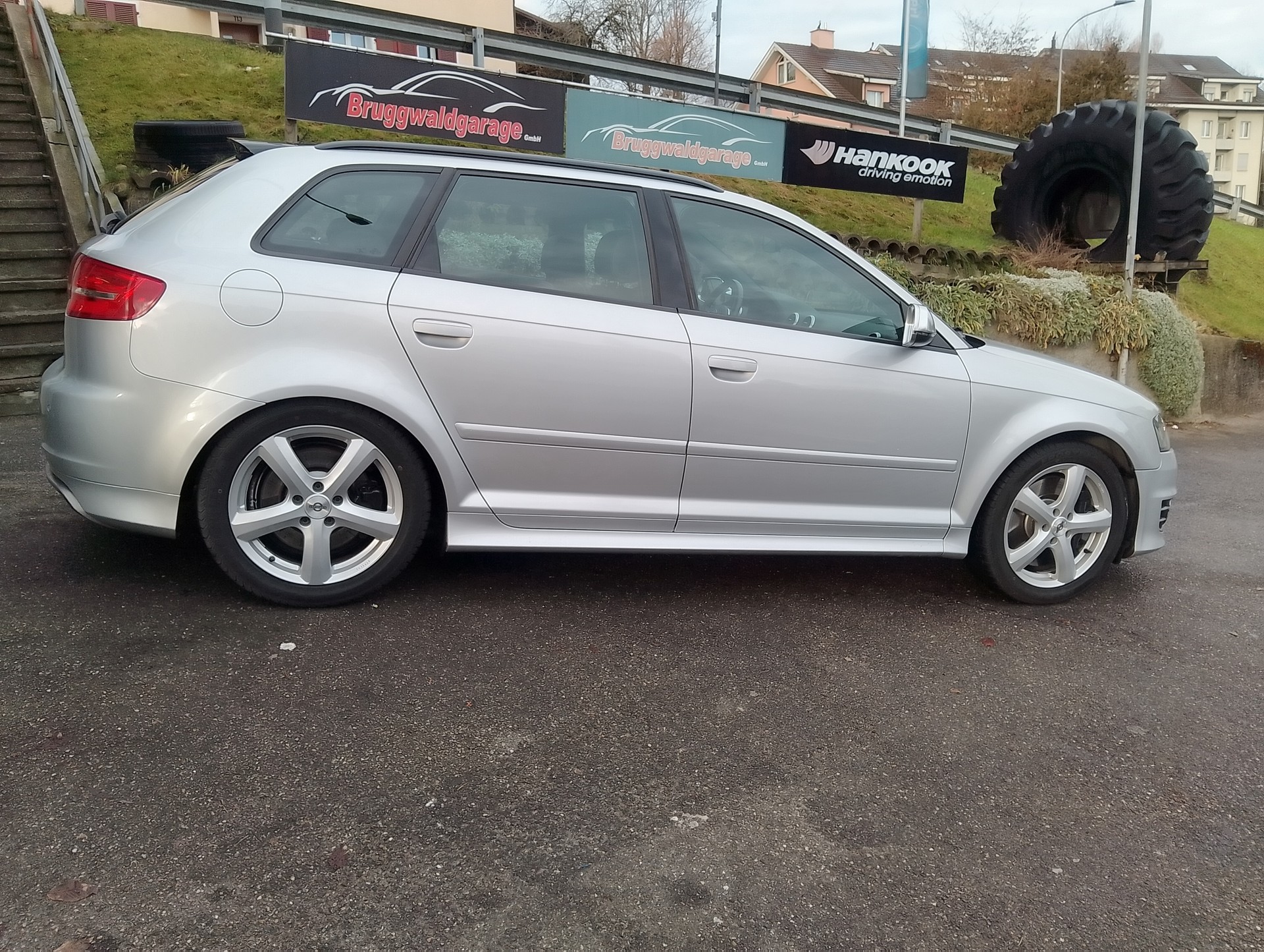 AUDI S3 Sportback 2.0 TFSI quattro S-tronic-image-6