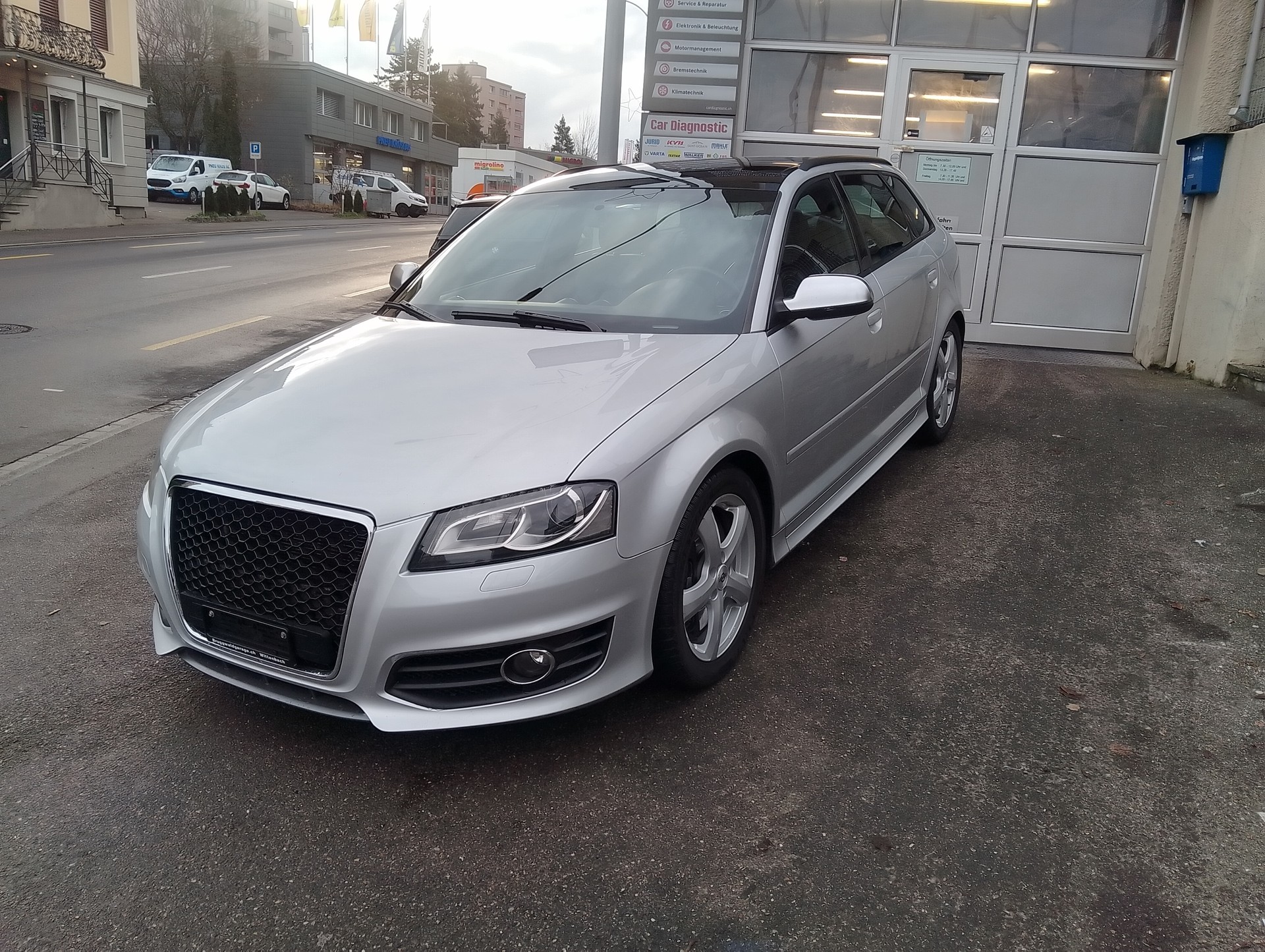 AUDI S3 Sportback 2.0 TFSI quattro S-tronic-image-1
