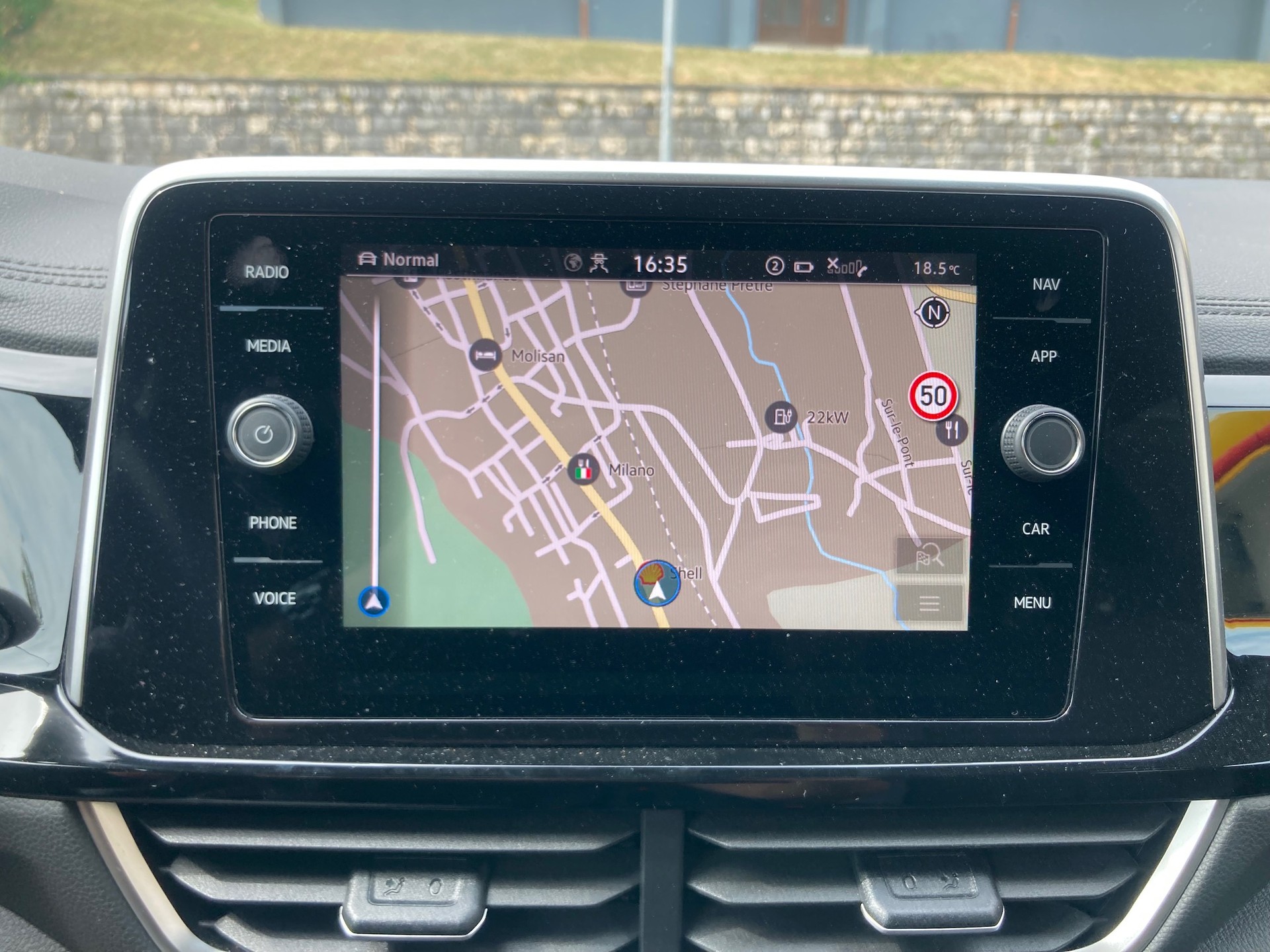 VW T-Roc 2.0 TSI R-Line 4M-image-12