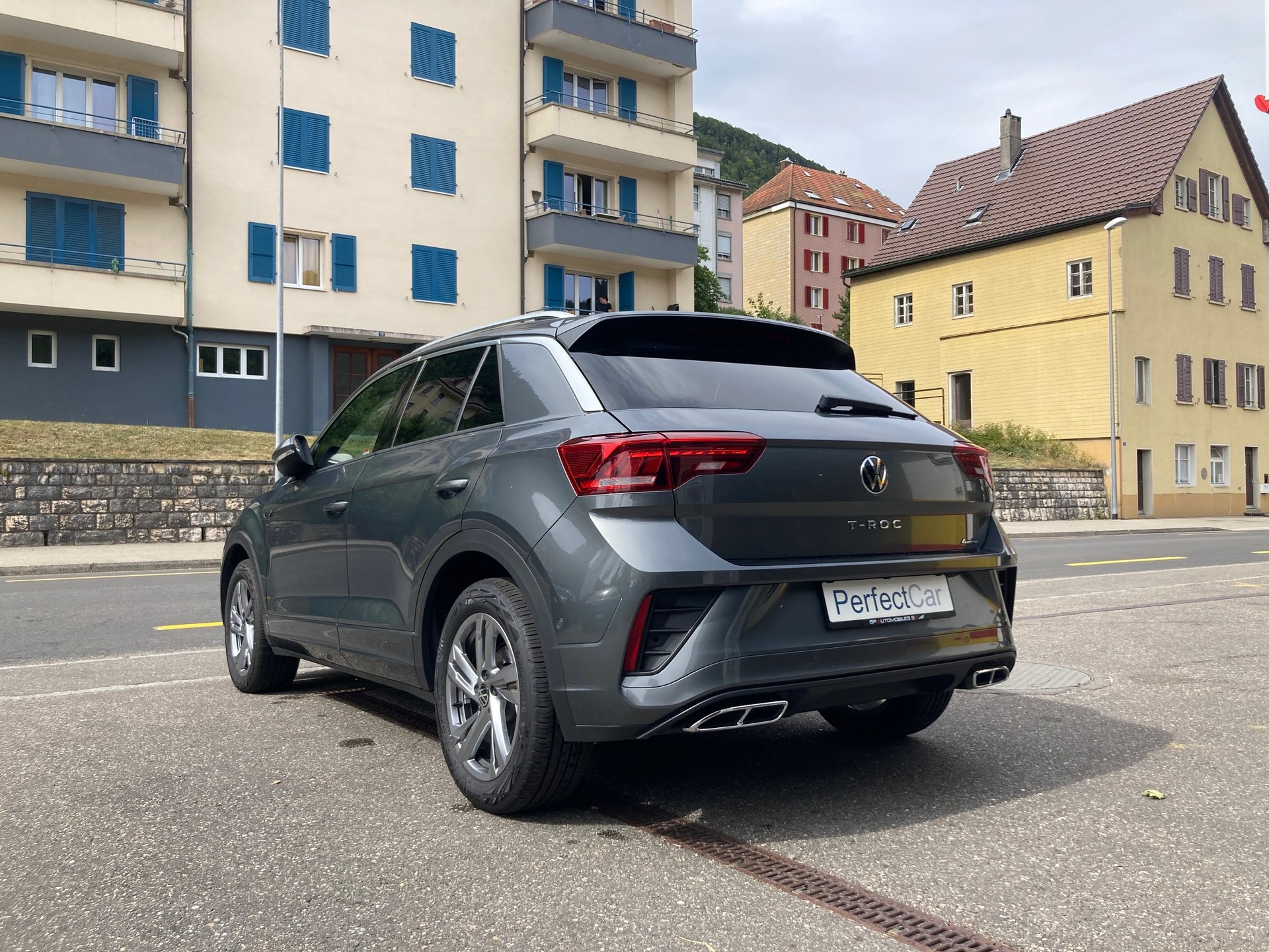 VW T-Roc 2.0 TSI R-Line 4M-image-3