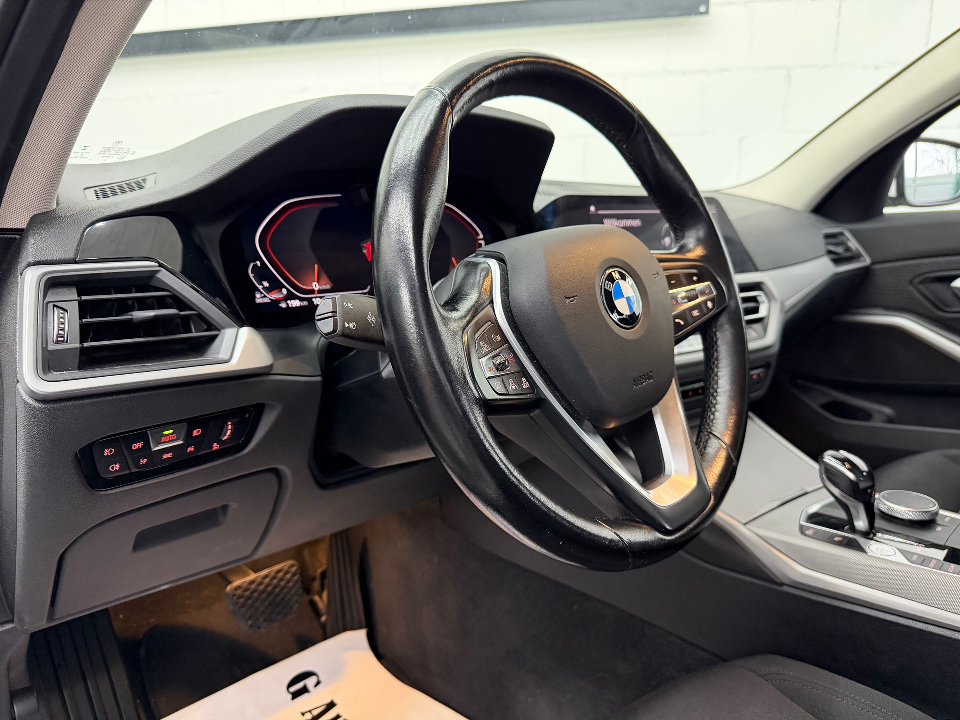 BMW 320d xDrive 48V Touring Steptronic⭐️-image-9
