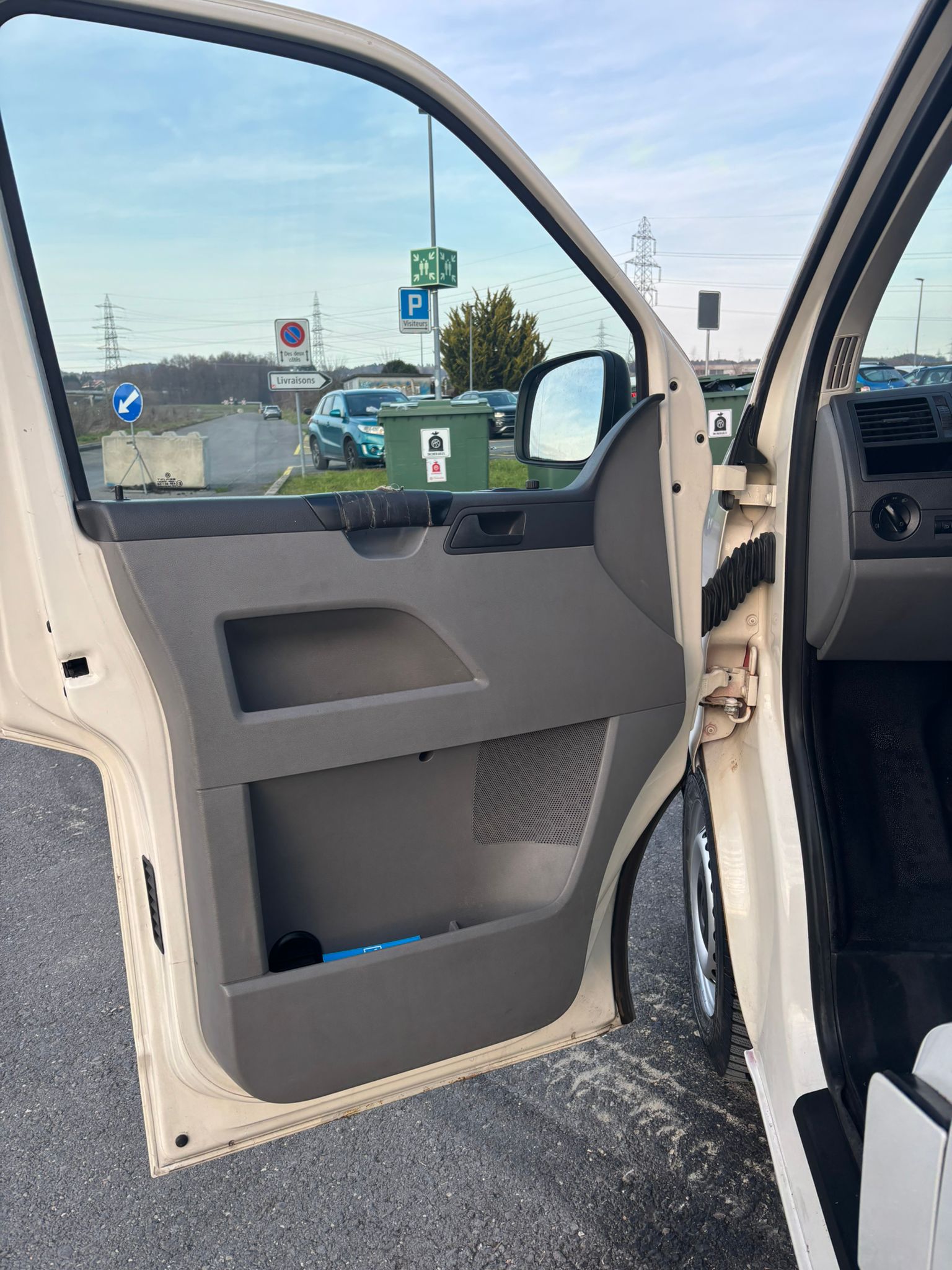 VW T5 1.9 TDI PD-image-24