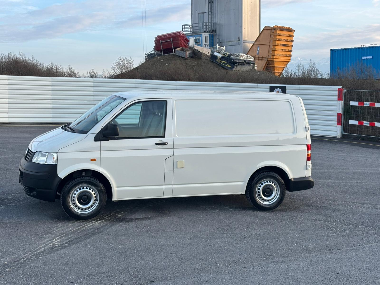 VW T5 1.9 TDI PD-image-18