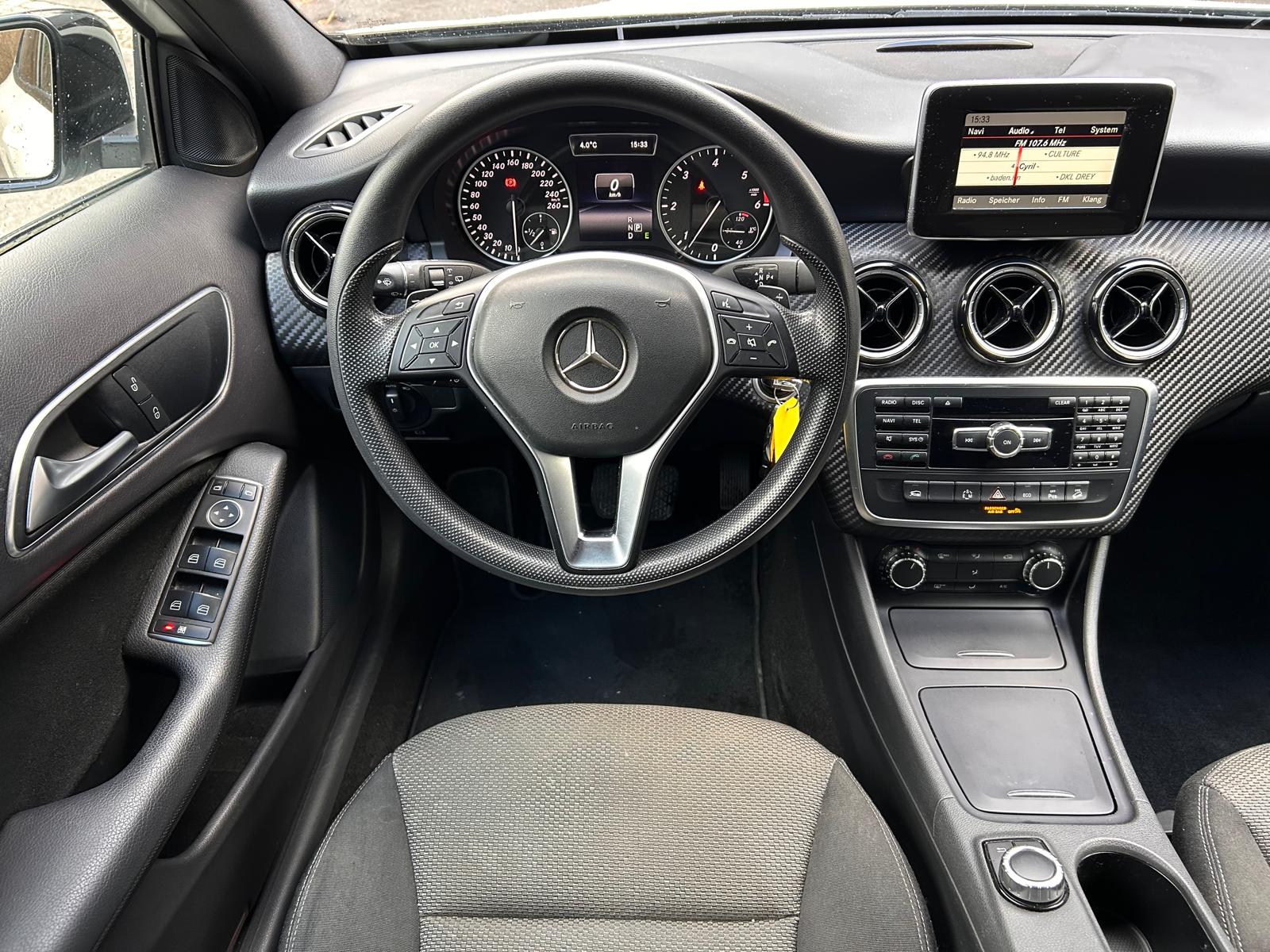 MERCEDES-BENZ GLA 200 CDI Swiss Star Edition 4Matic 7G-DCT-image-16