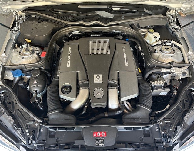 MERCEDES-BENZ E 63 AMG S 4Matic Speedshift-image-2