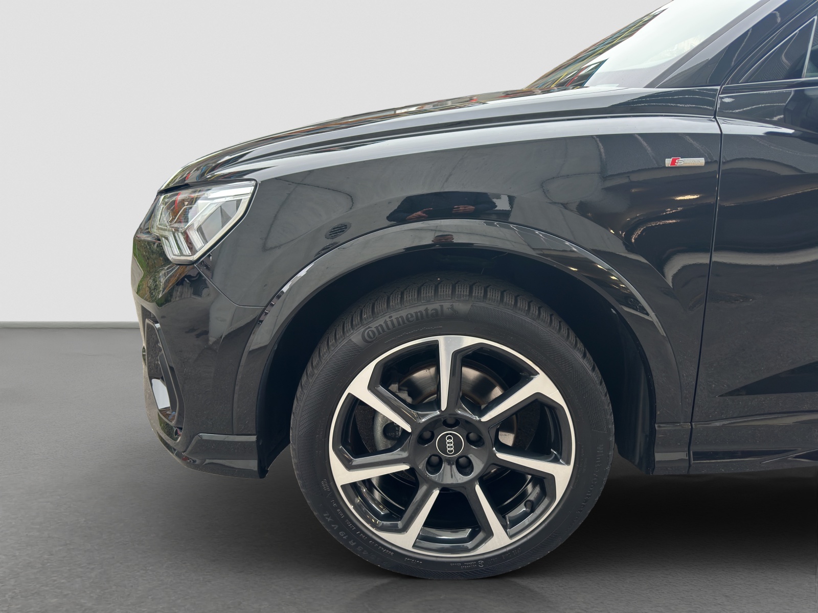 AUDI Q3 Sportback 35 TFSI S line Attraction S-tronic-image-4