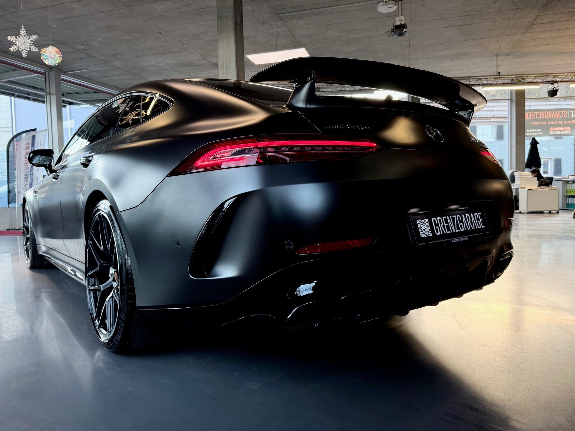 MERCEDES-BENZ AMG GT 4 63 S Edition 1 4Matic+ Speedshift MCT-image-7