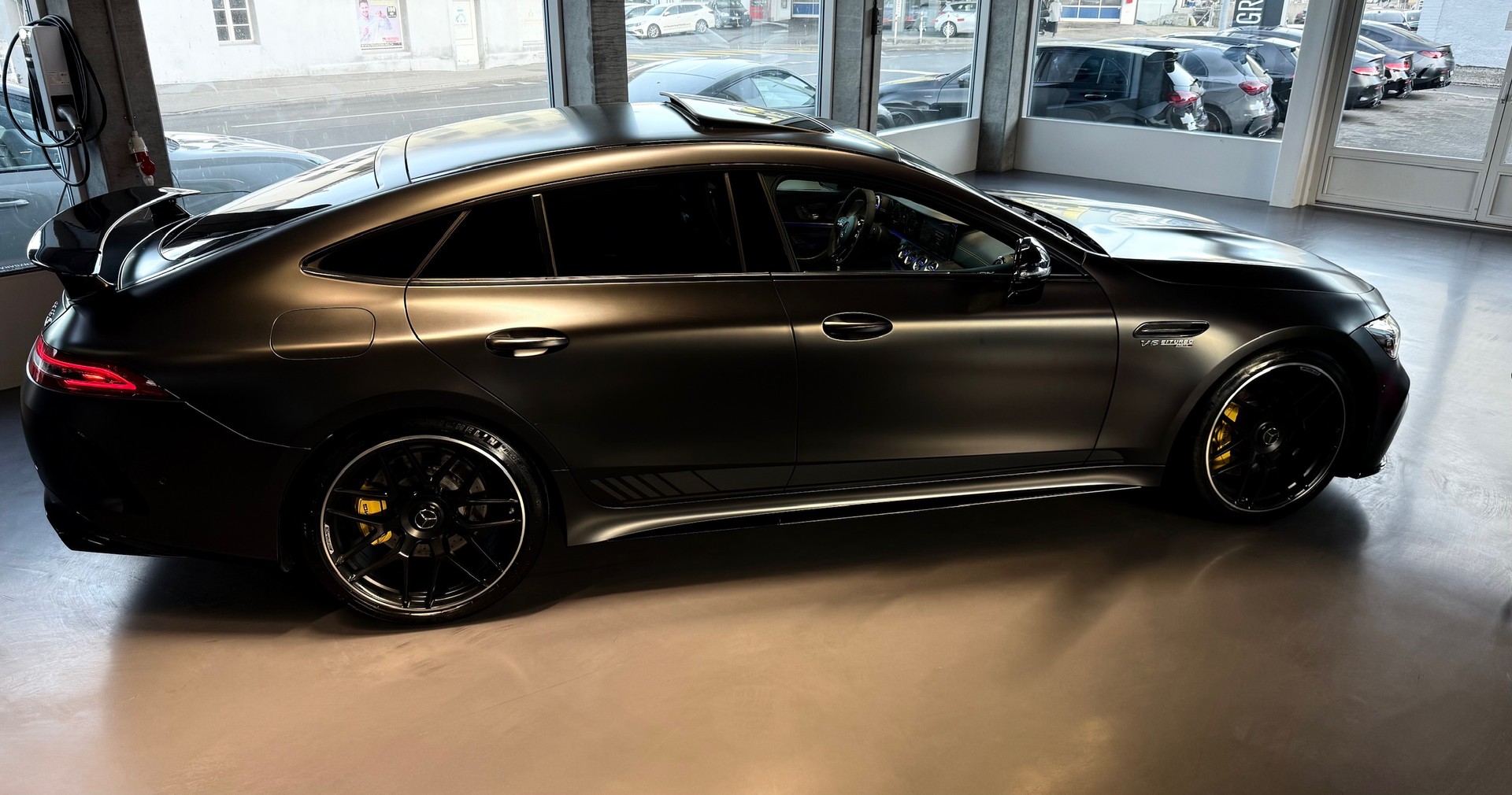 MERCEDES-BENZ AMG GT 4 63 S Edition 1 4Matic+ Speedshift MCT-image-5