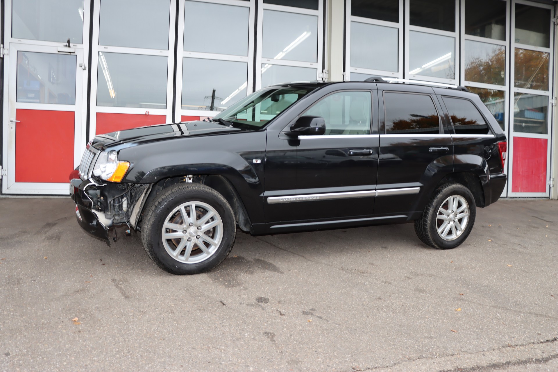JEEP Gr.Cherokee 3.0 CRD Overland Automatic-image-4