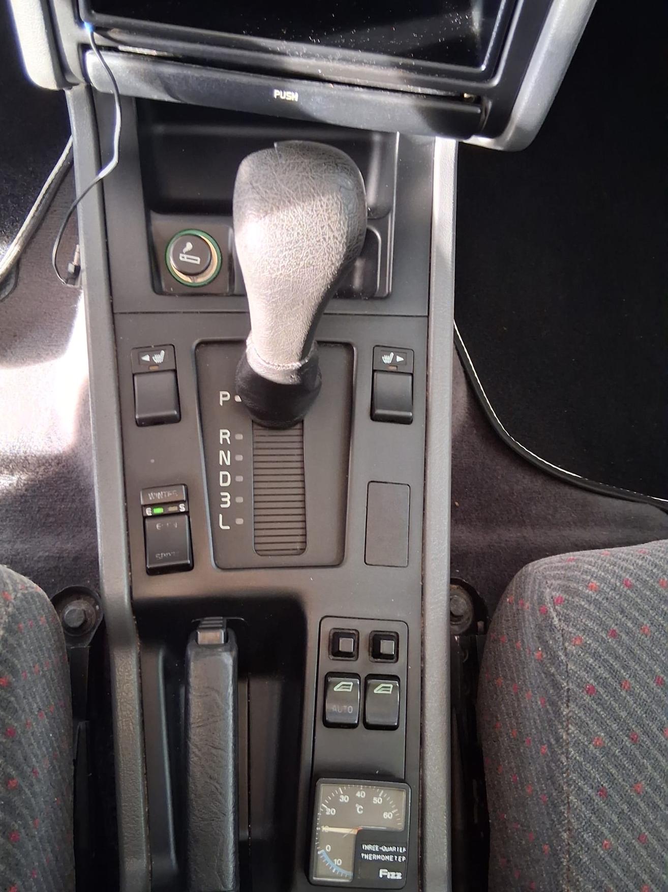 VOLVO 850 2.5 GLE-image-12