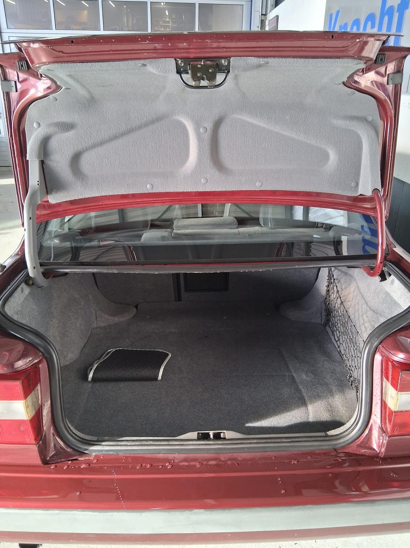VOLVO 850 2.5 GLE-image-6