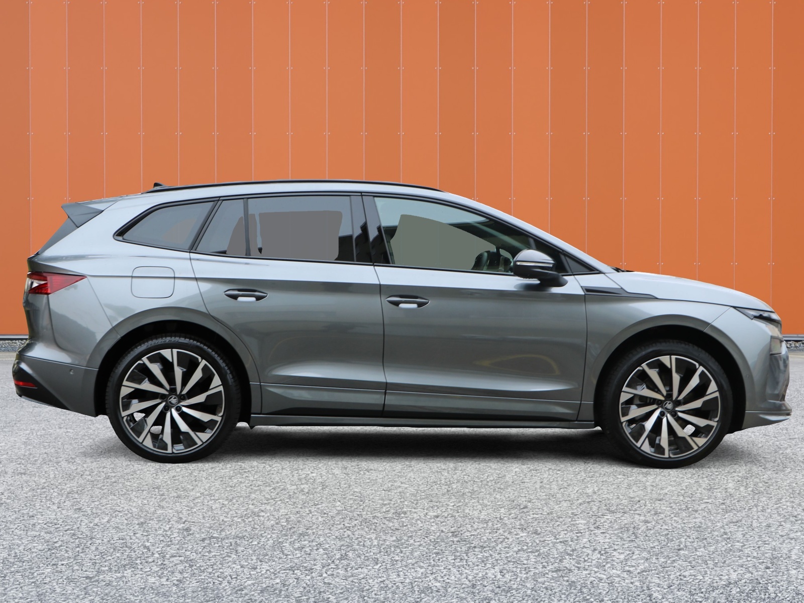SKODA Enyaq 85x Sportline 4x4-showroom-element-3