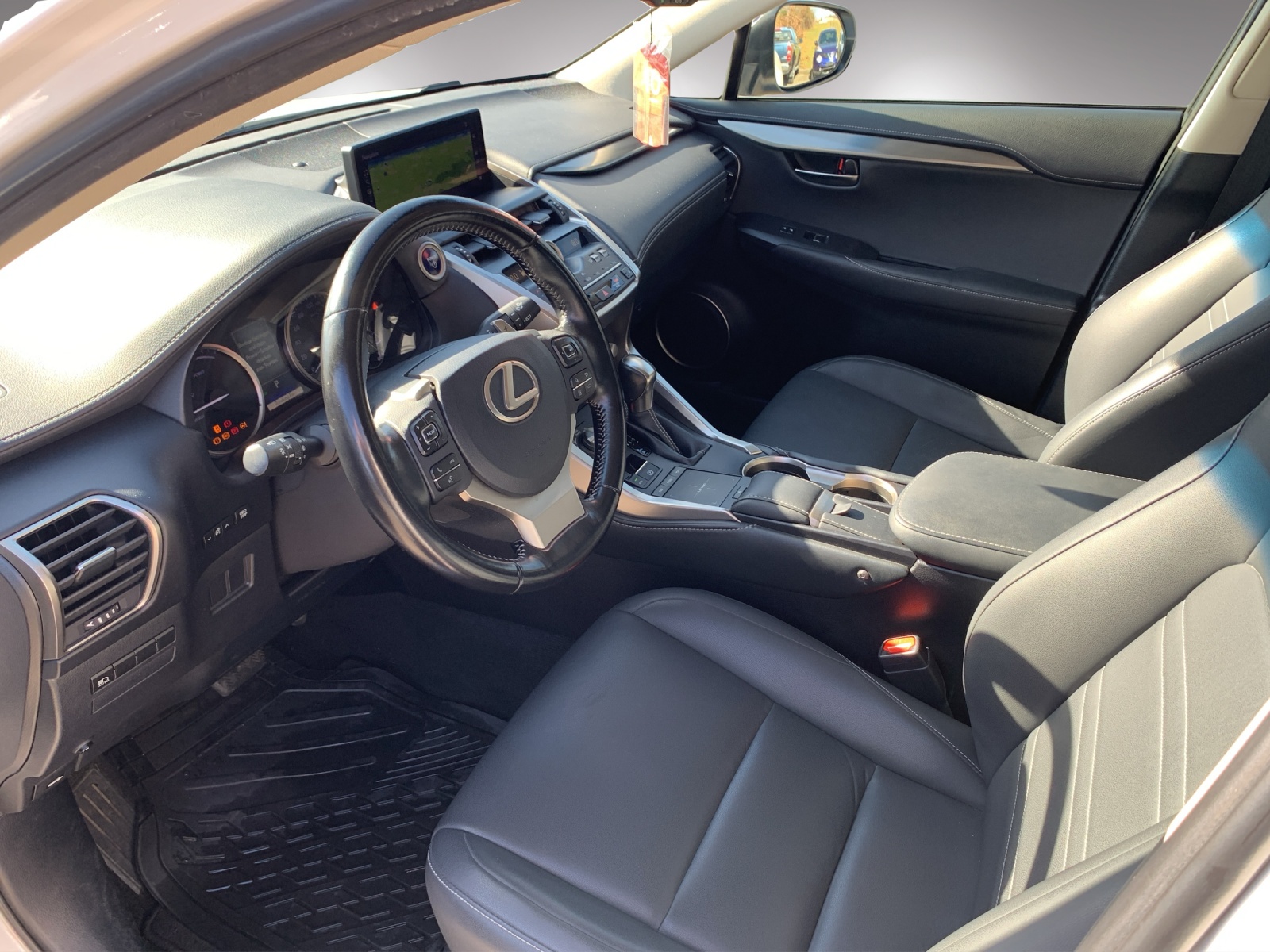 LEXUS Lexus NX 300H-image-5