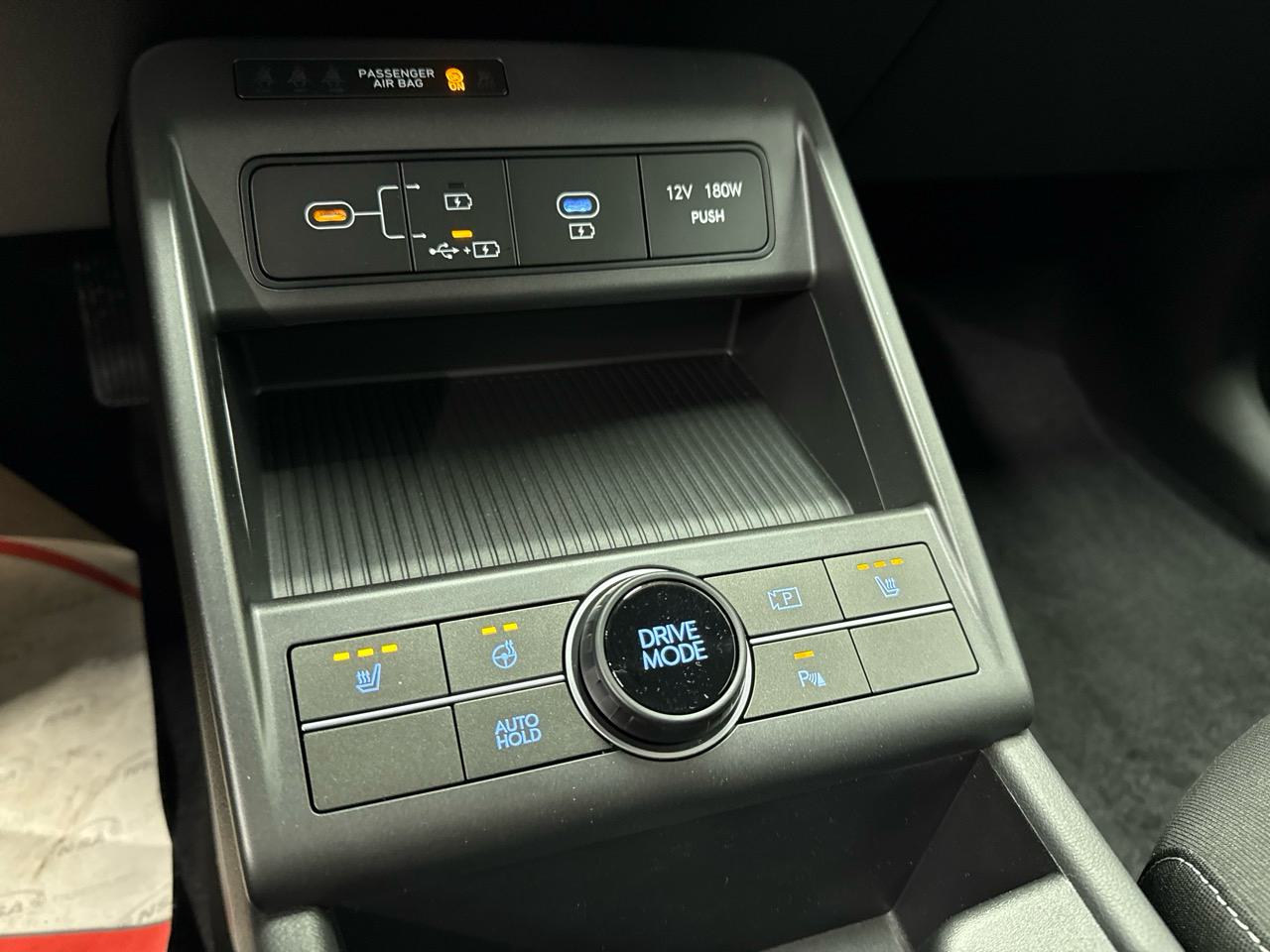 HYUNDAI Kona EV 65.4 kWh Black Line-image-6