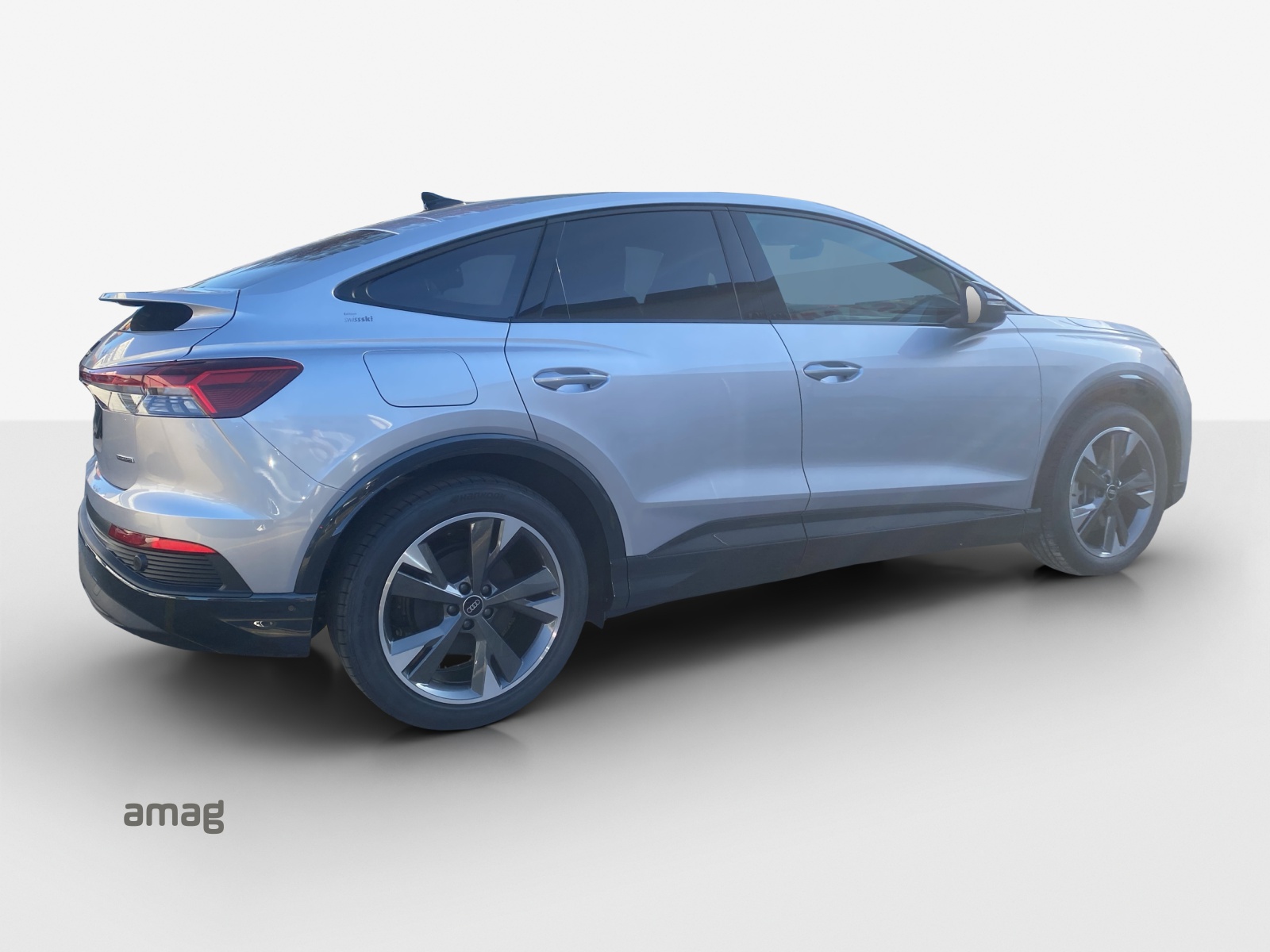 AUDI Q4 Sportback e-tron 45 Edition Swiss Ski quattro-image-4