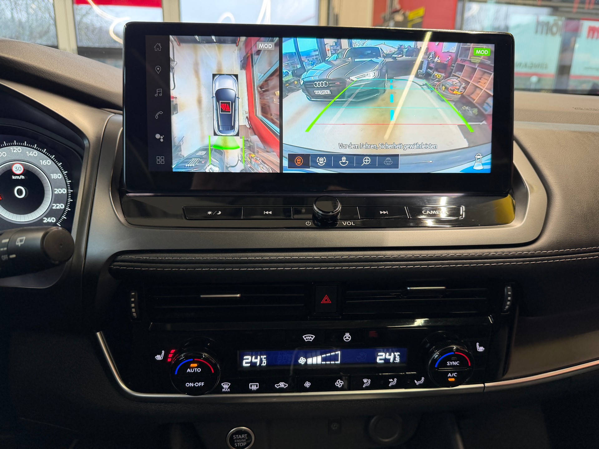 NISSAN Qashqai MHEV N-Connecta Xtronic-image-12