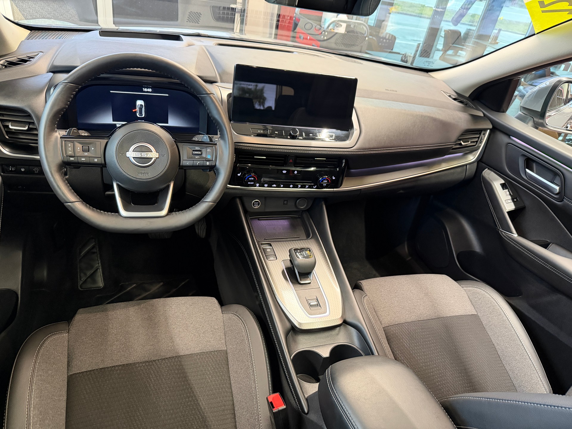 NISSAN Qashqai MHEV N-Connecta Xtronic-image-10