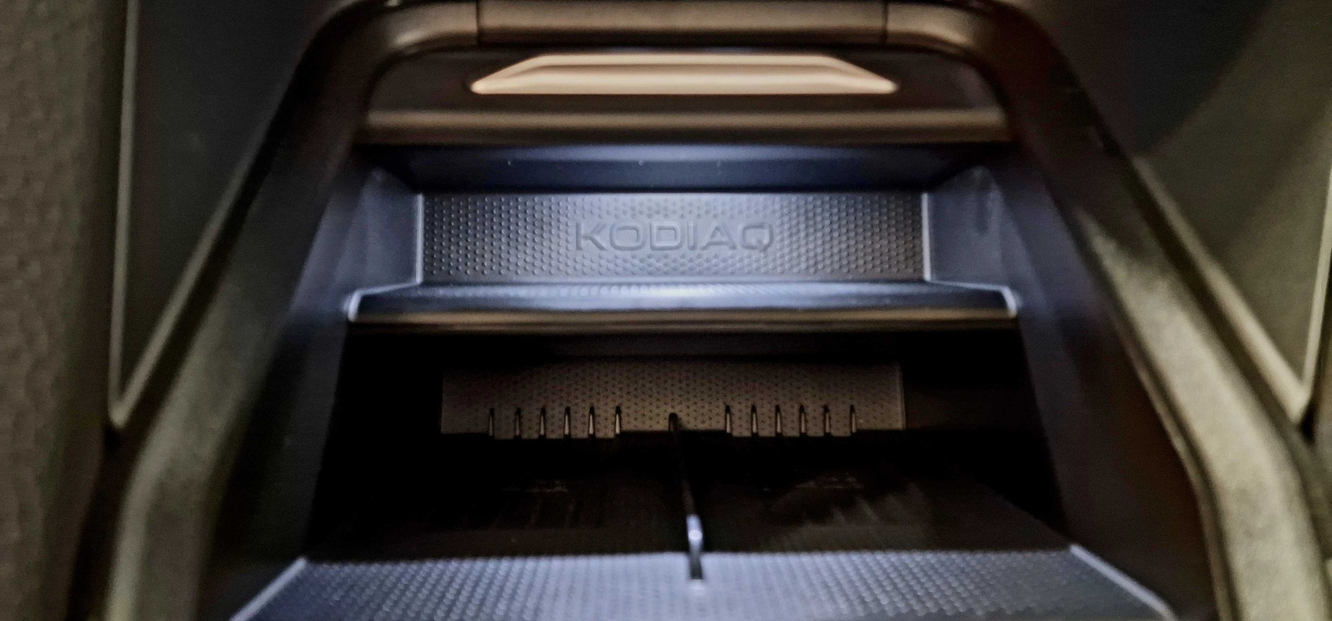 SKODA Kodiaq 2.0 TSI RS 4x4-image-11