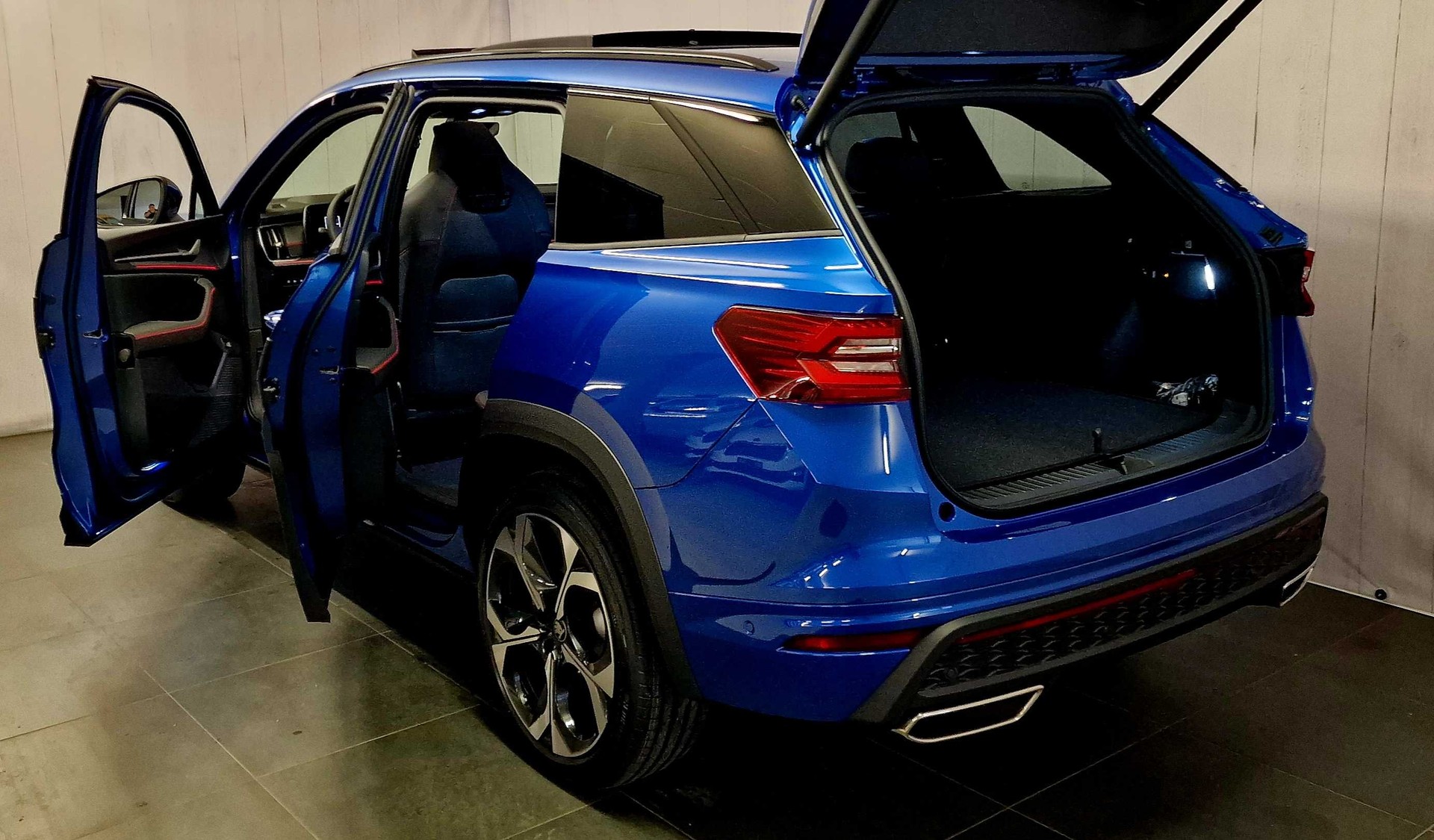 SKODA Kodiaq 2.0 TSI RS 4x4-image-12
