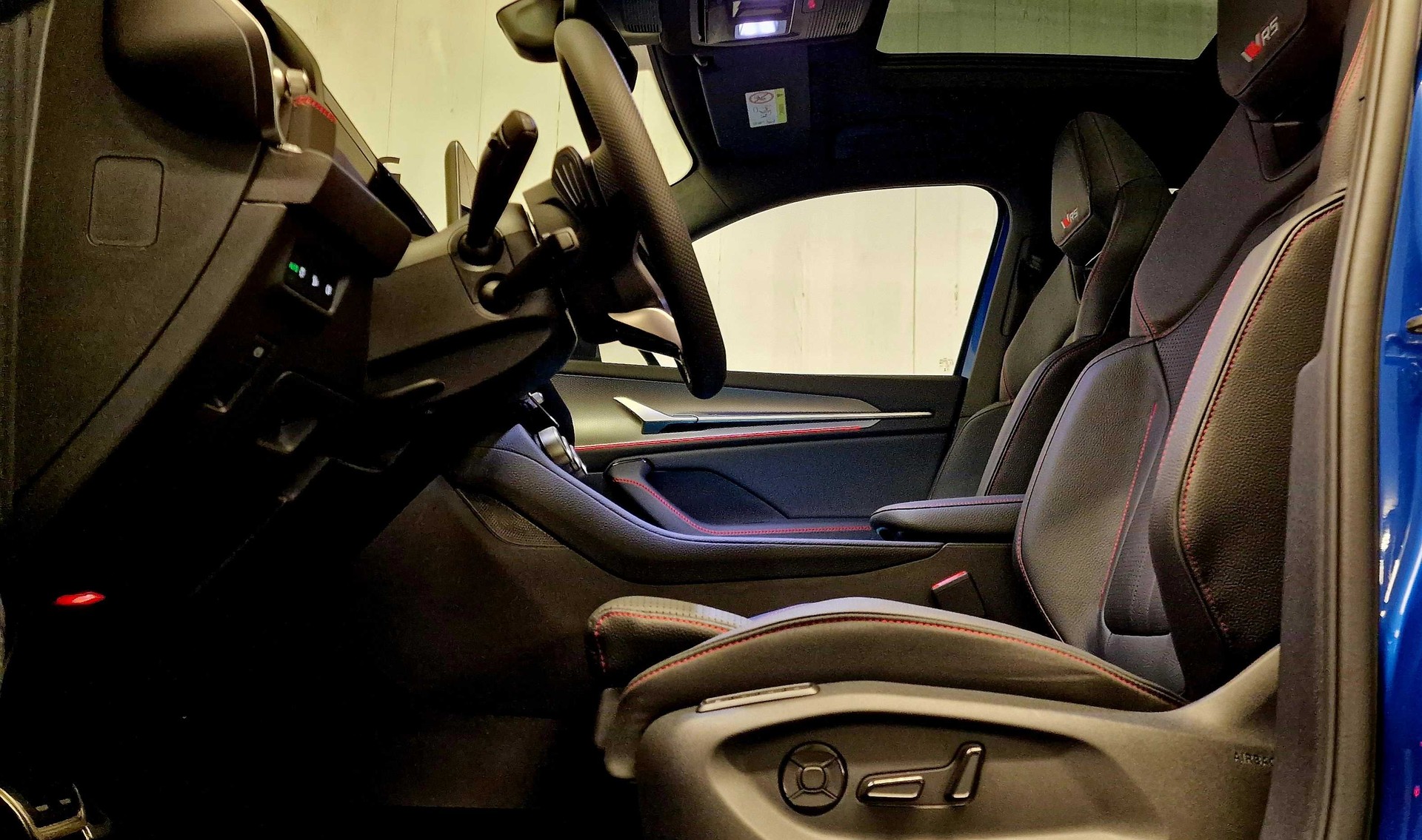 SKODA Kodiaq 2.0 TSI RS 4x4-image-3