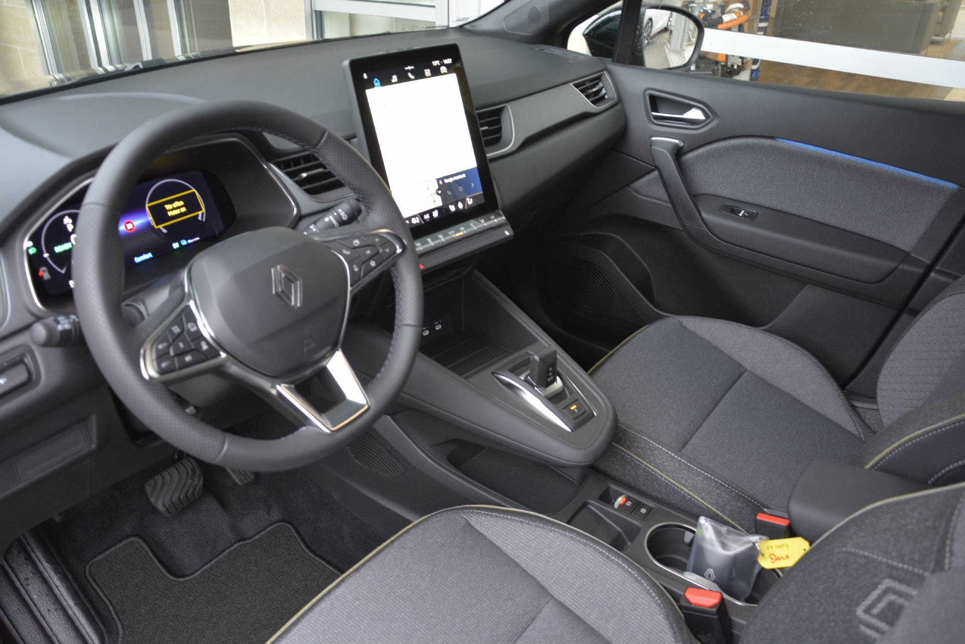 RENAULT CAPTUR E-TECH FULL HYB. 160-image-4