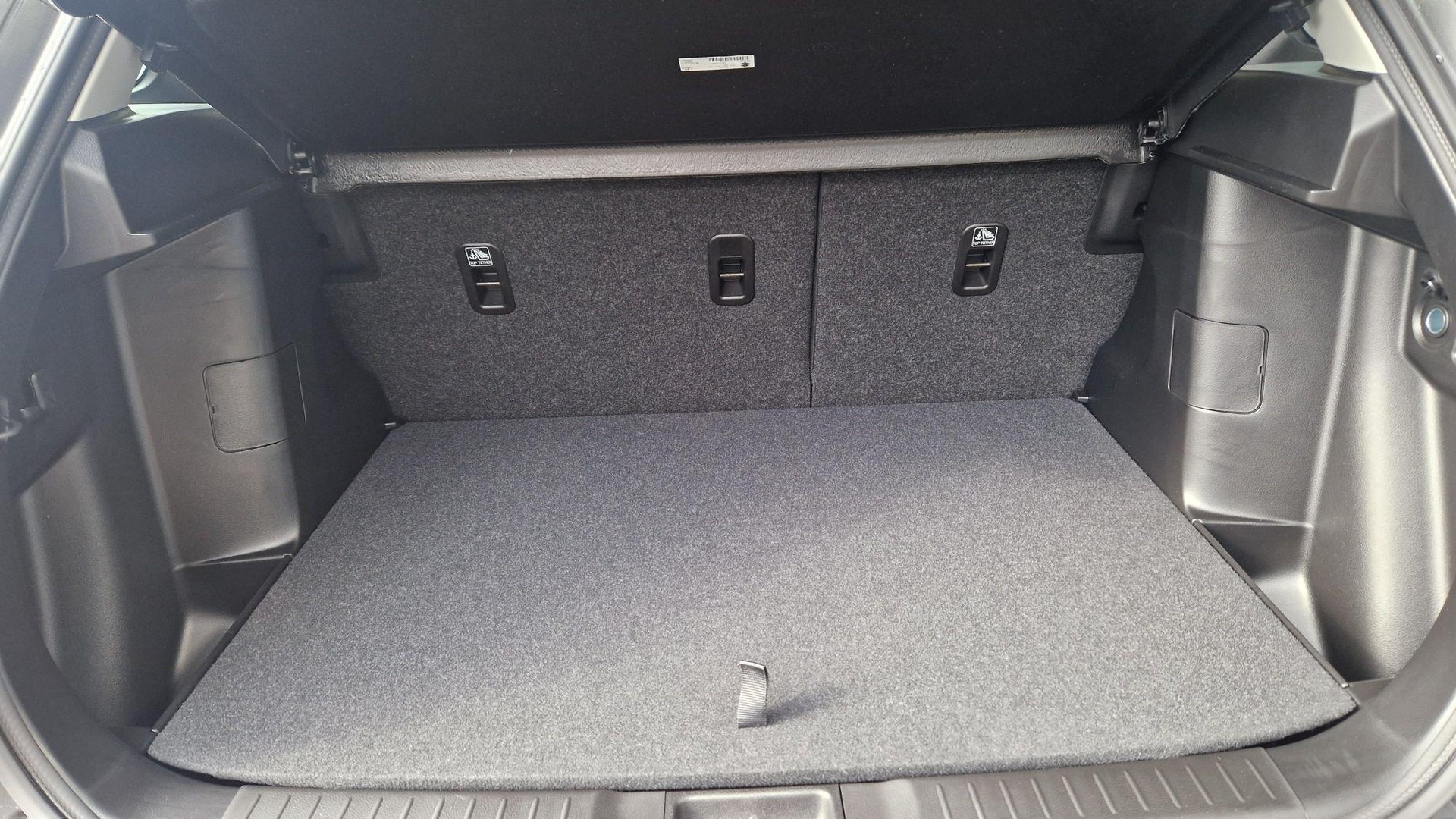SUZUKI Vitara 1.4 T Sakura Top Hybrid 4x4-image-12