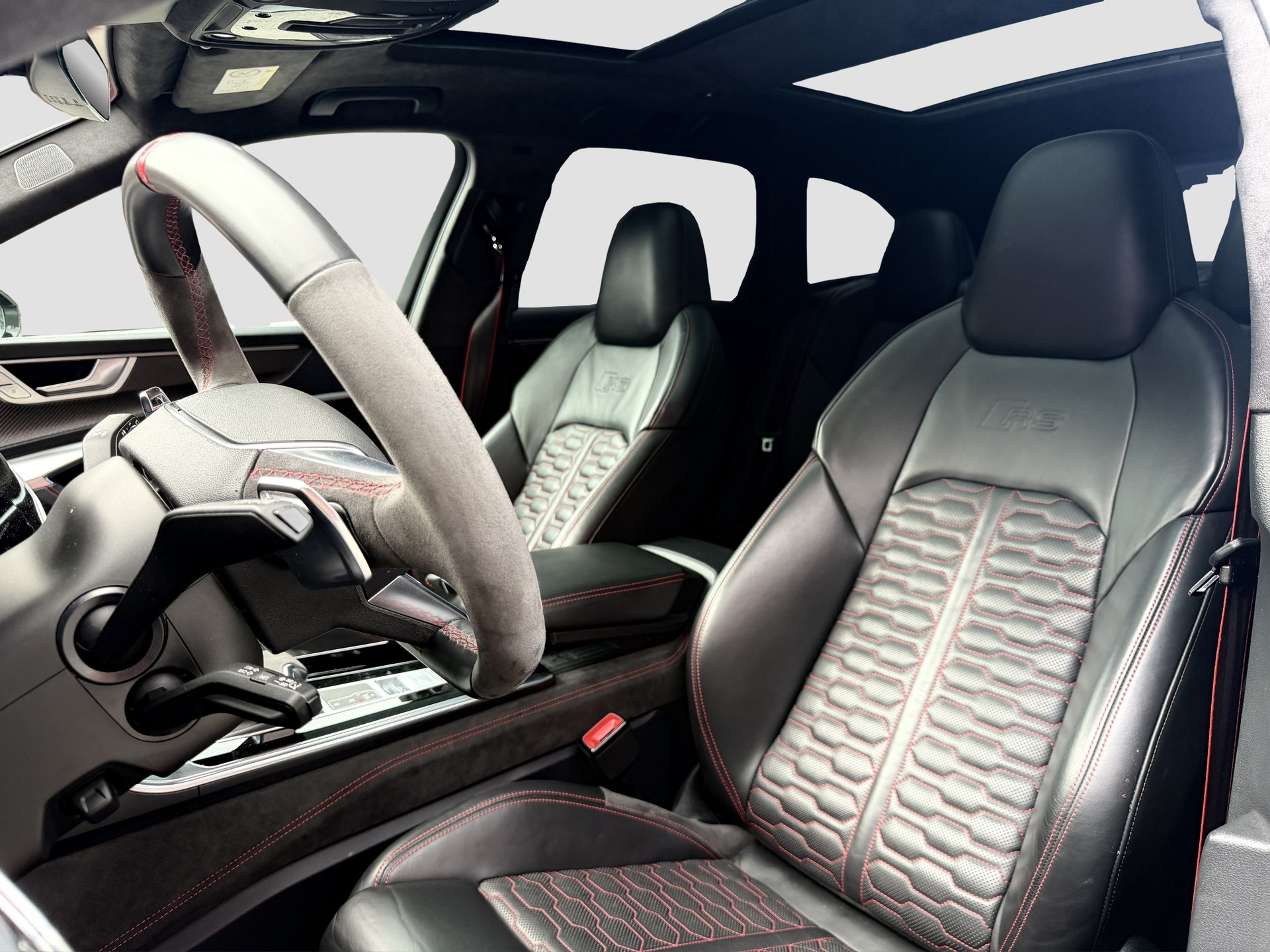 AUDI RS6 Avant 4.0 TFSI V8 quattro-image-8