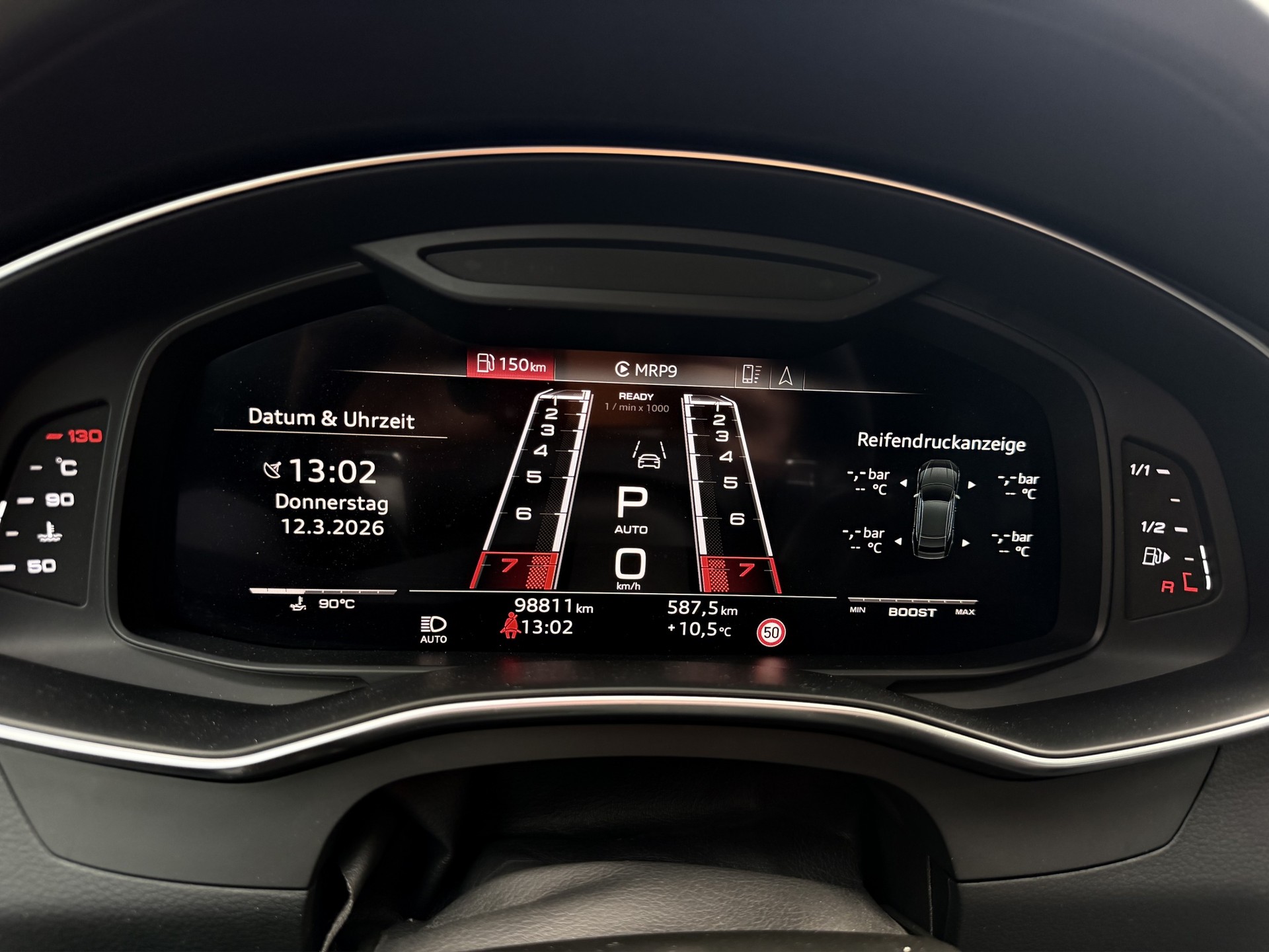 AUDI RS6 Avant 4.0 TFSI V8 quattro-image-11
