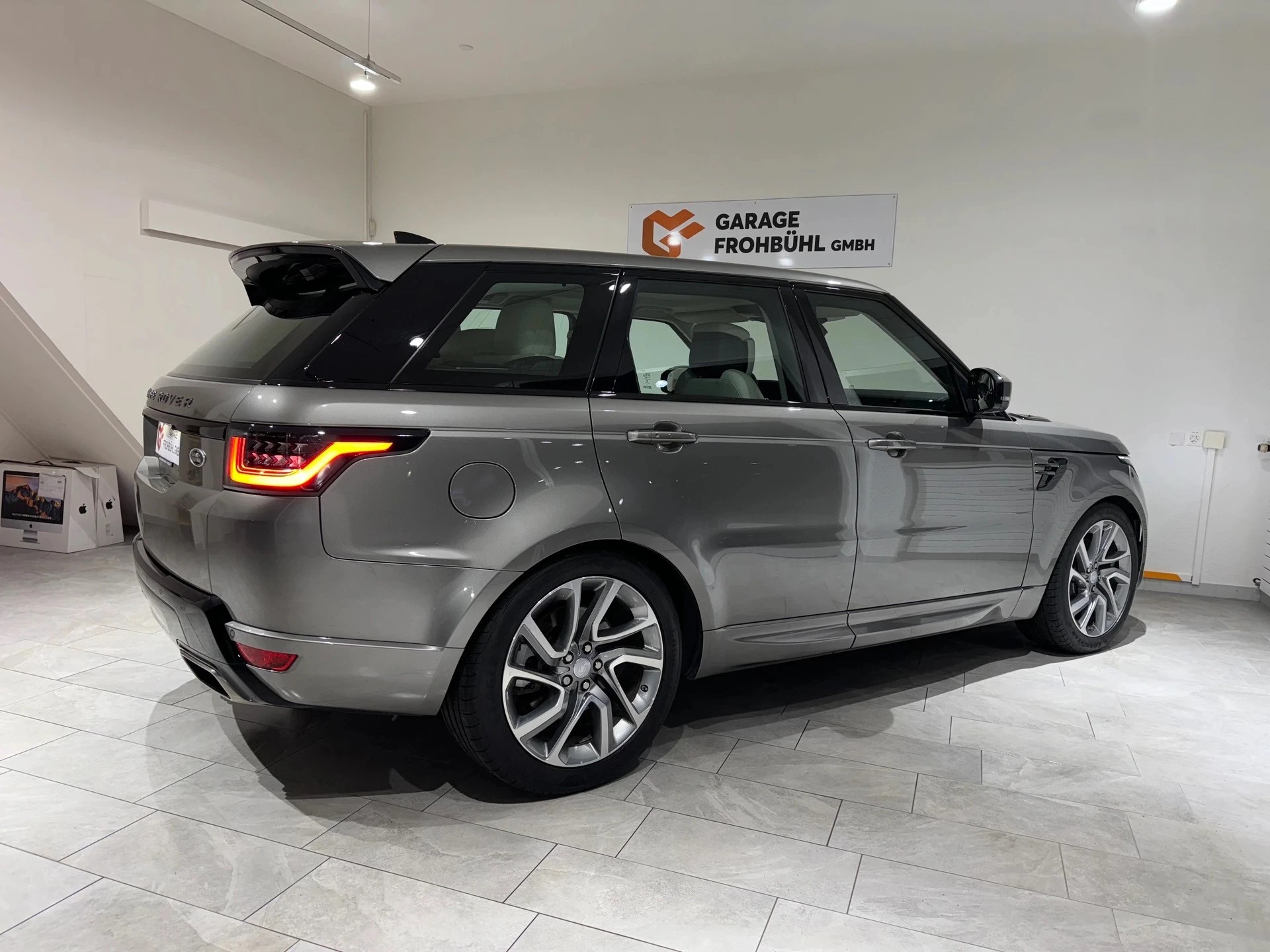 LAND ROVER Range Rover Sport 5.0 V8 S/C ABDynamic Automatic-image-8