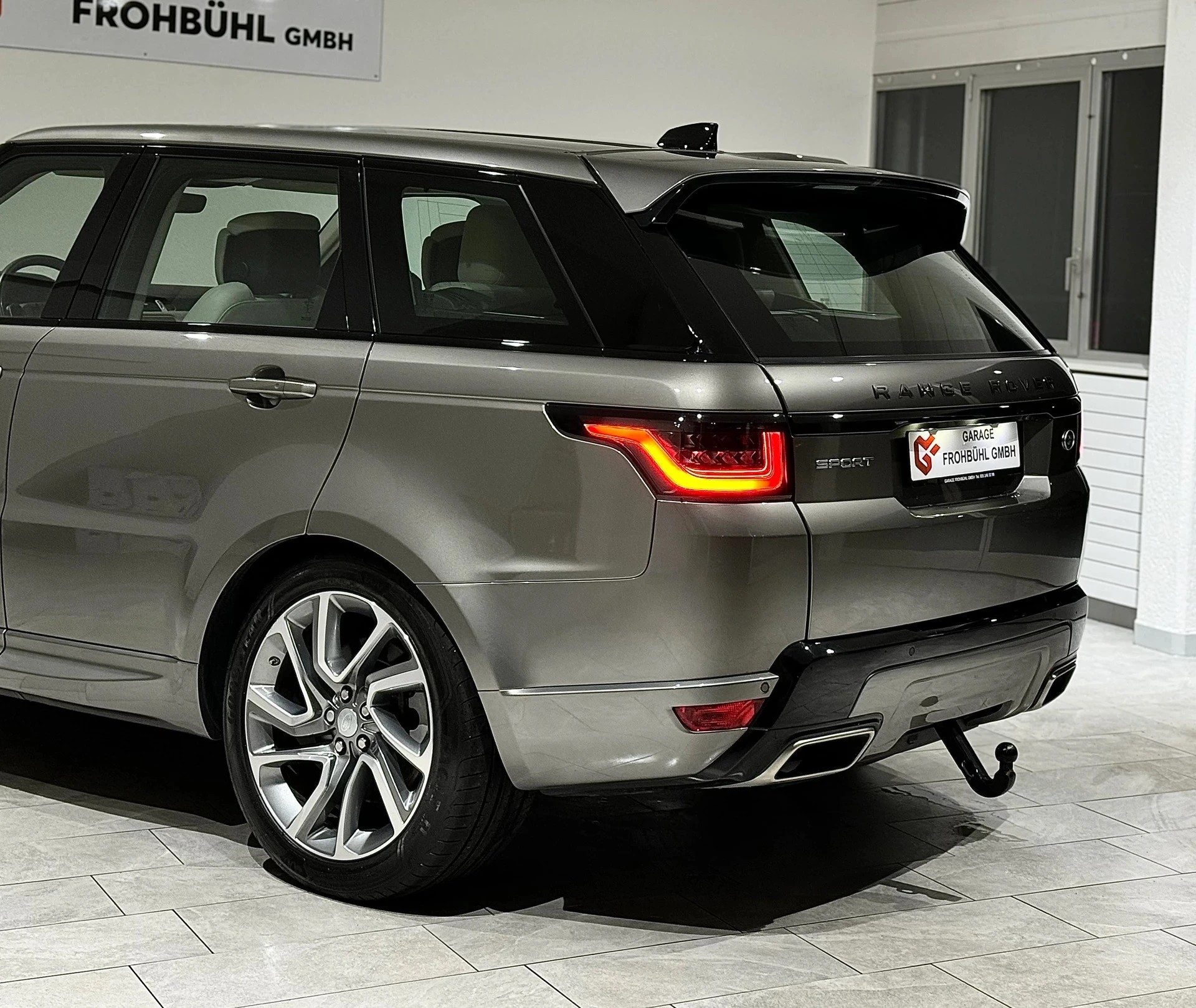 LAND ROVER Range Rover Sport 5.0 V8 S/C ABDynamic Automatic-image-7