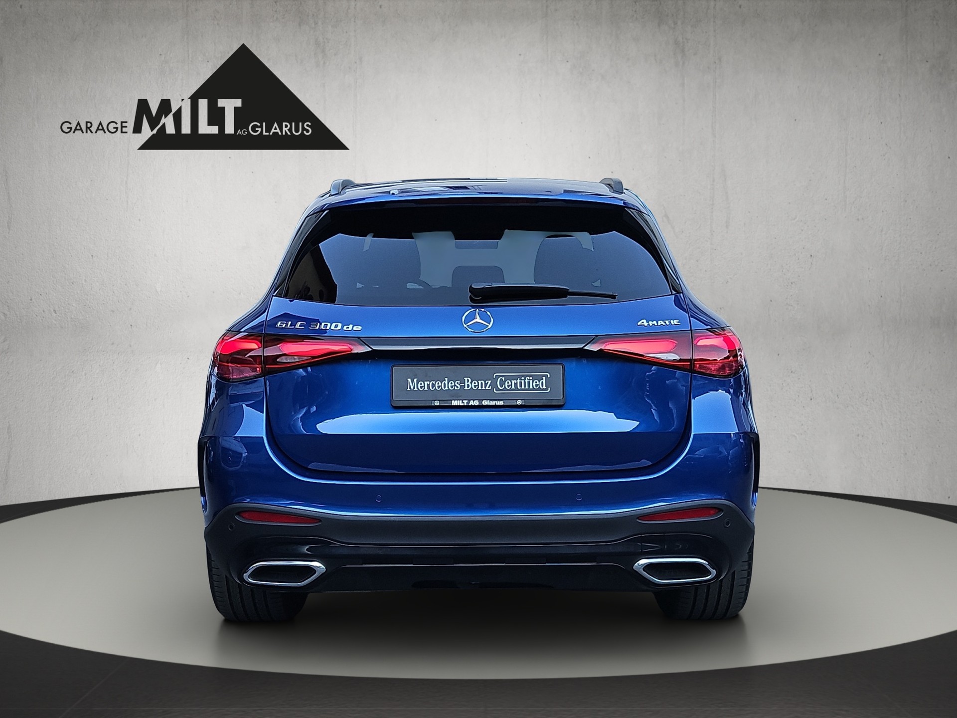 MERCEDES-BENZ GLC 300 de AMG Line 4matic-image-5