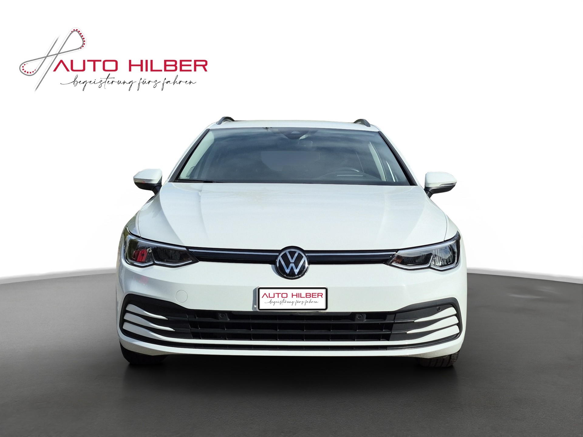 VW Golf Variant 2.0 TDI Life DSG-image-1