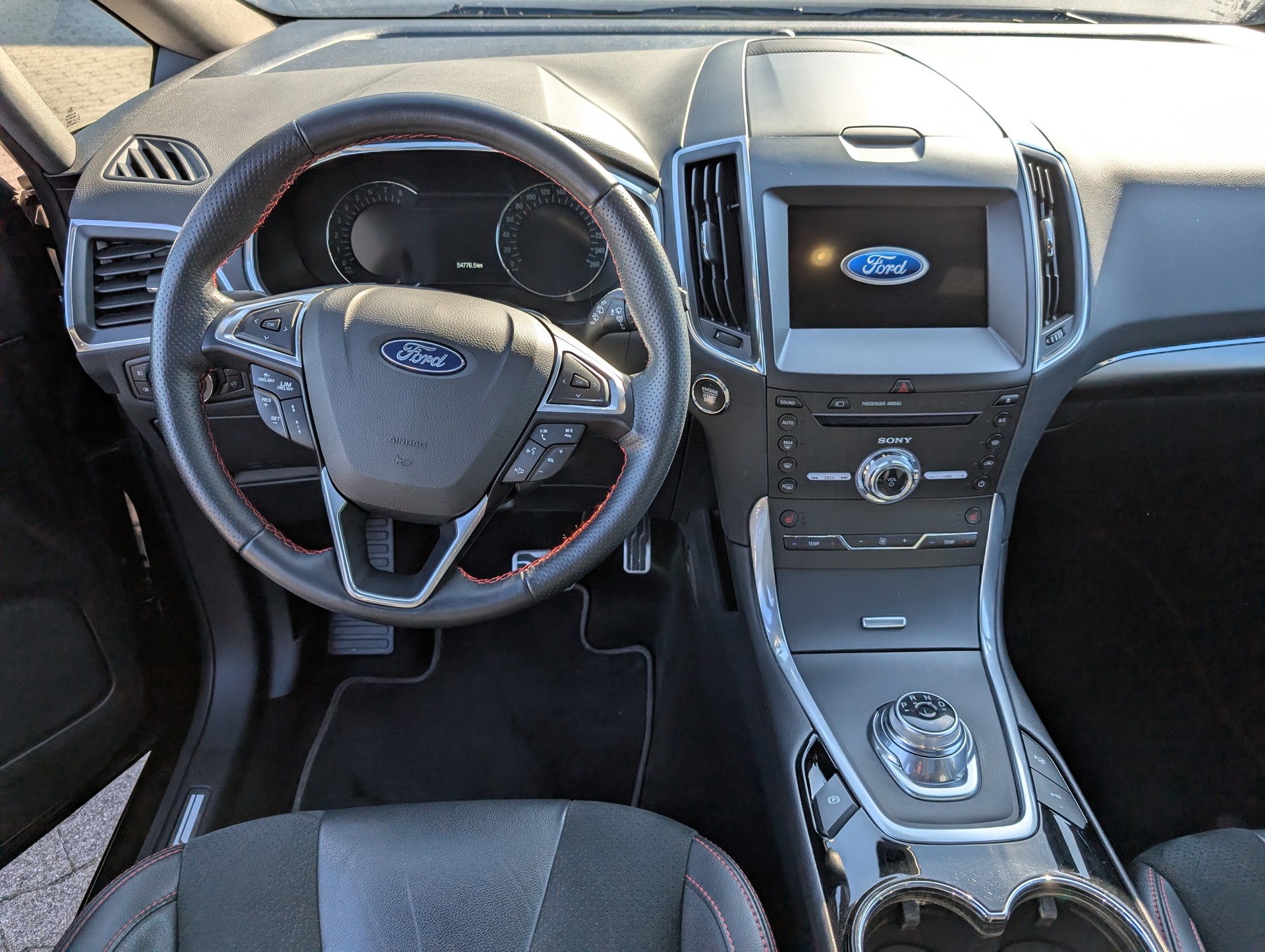FORD S-Max 2.5 FHEV ST-Line 7Pl-image-2