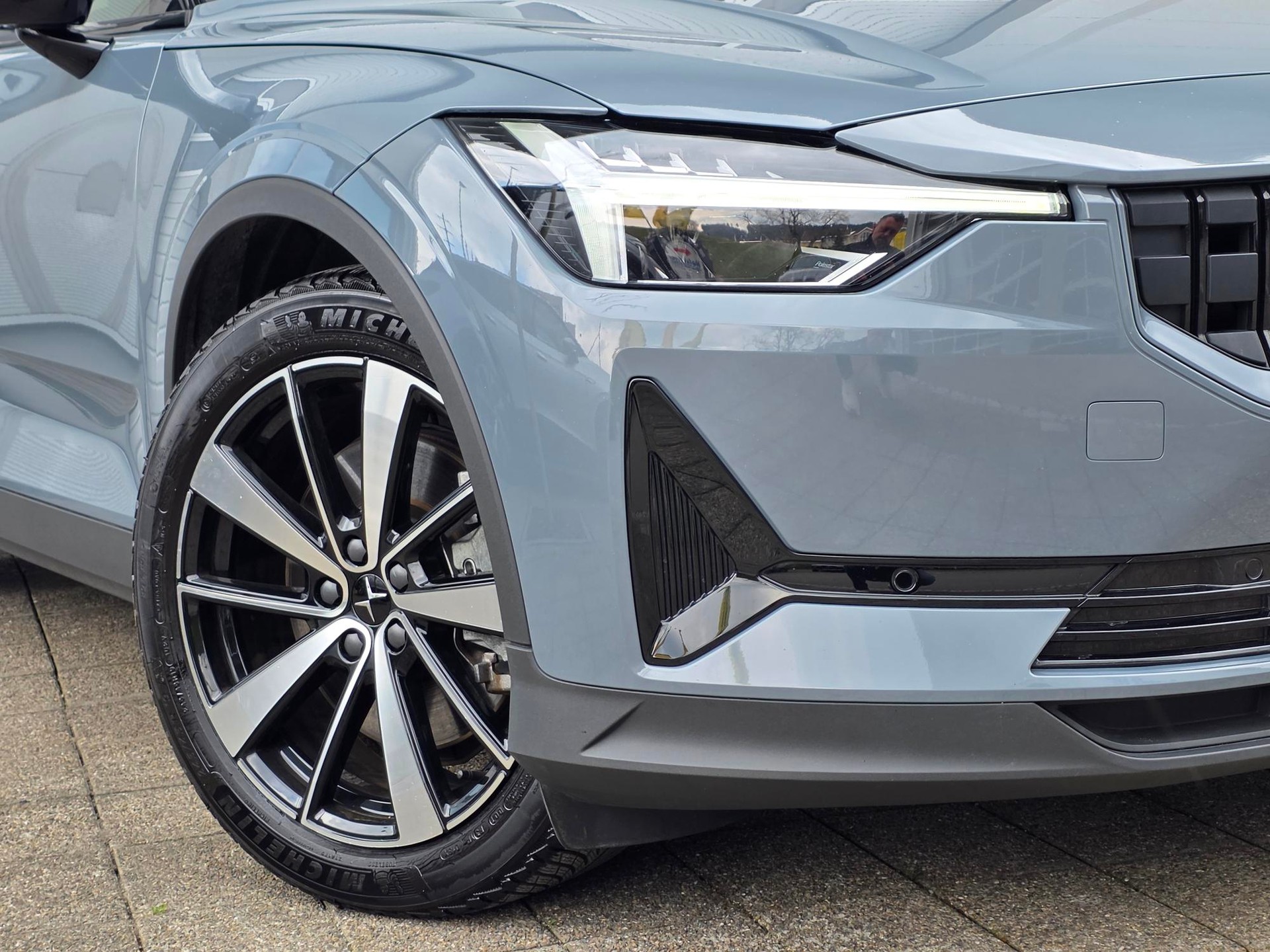 POLESTAR Polestar 2 Long Range Dual 78 kWh **GRATIS-SERVICE -GLASDACH -PLUS PAKET -WÄRME PUMPE -BATT. ZERTIFIKAT -GARANTIE BIS 05.2030**-image-5