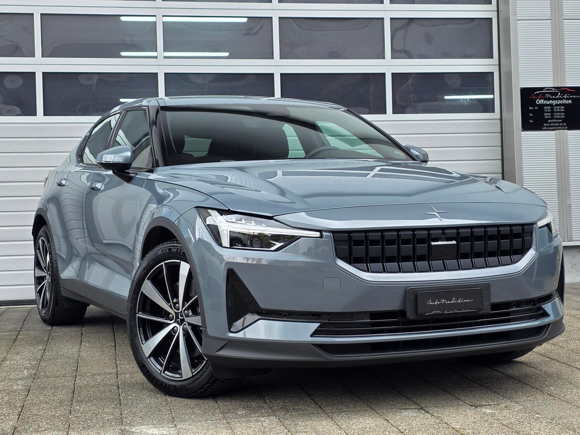 POLESTAR Polestar 2 Long Range Dual 78 kWh **GRATIS-SERVICE -GLASDACH -PLUS PAKET -WÄRME PUMPE -BATT. ZERTIFIKAT -GARANTIE BIS 05.2030**-showroom-element-1