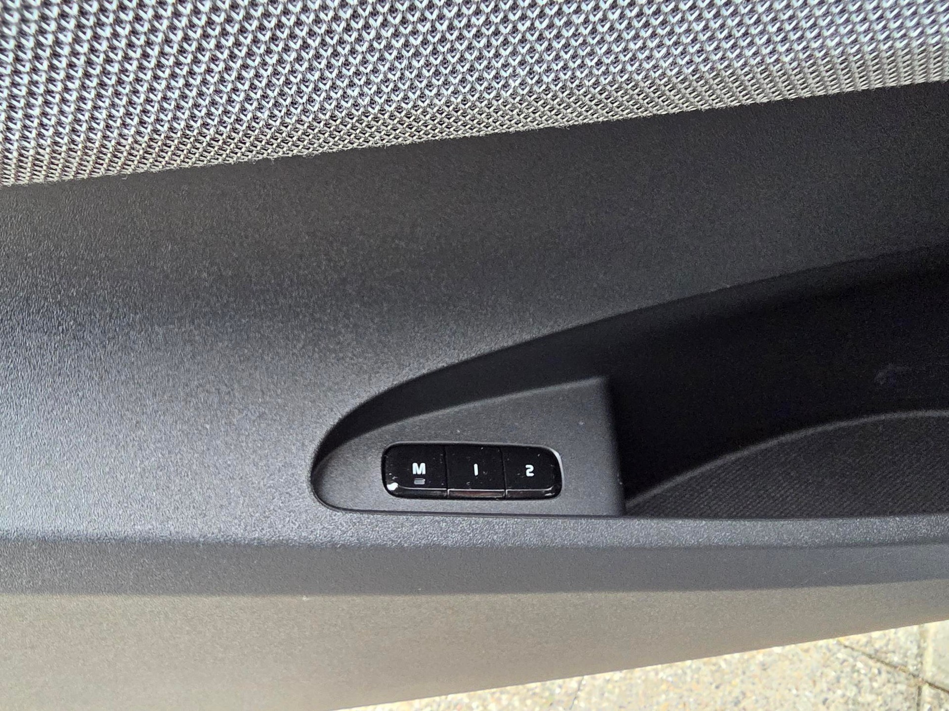 POLESTAR Polestar 2 Long Range Dual 78 kWh **GRATIS-SERVICE -GLASDACH -PLUS PAKET -WÄRME PUMPE -BATT. ZERTIFIKAT -GARANTIE BIS 05.2030**-image-21