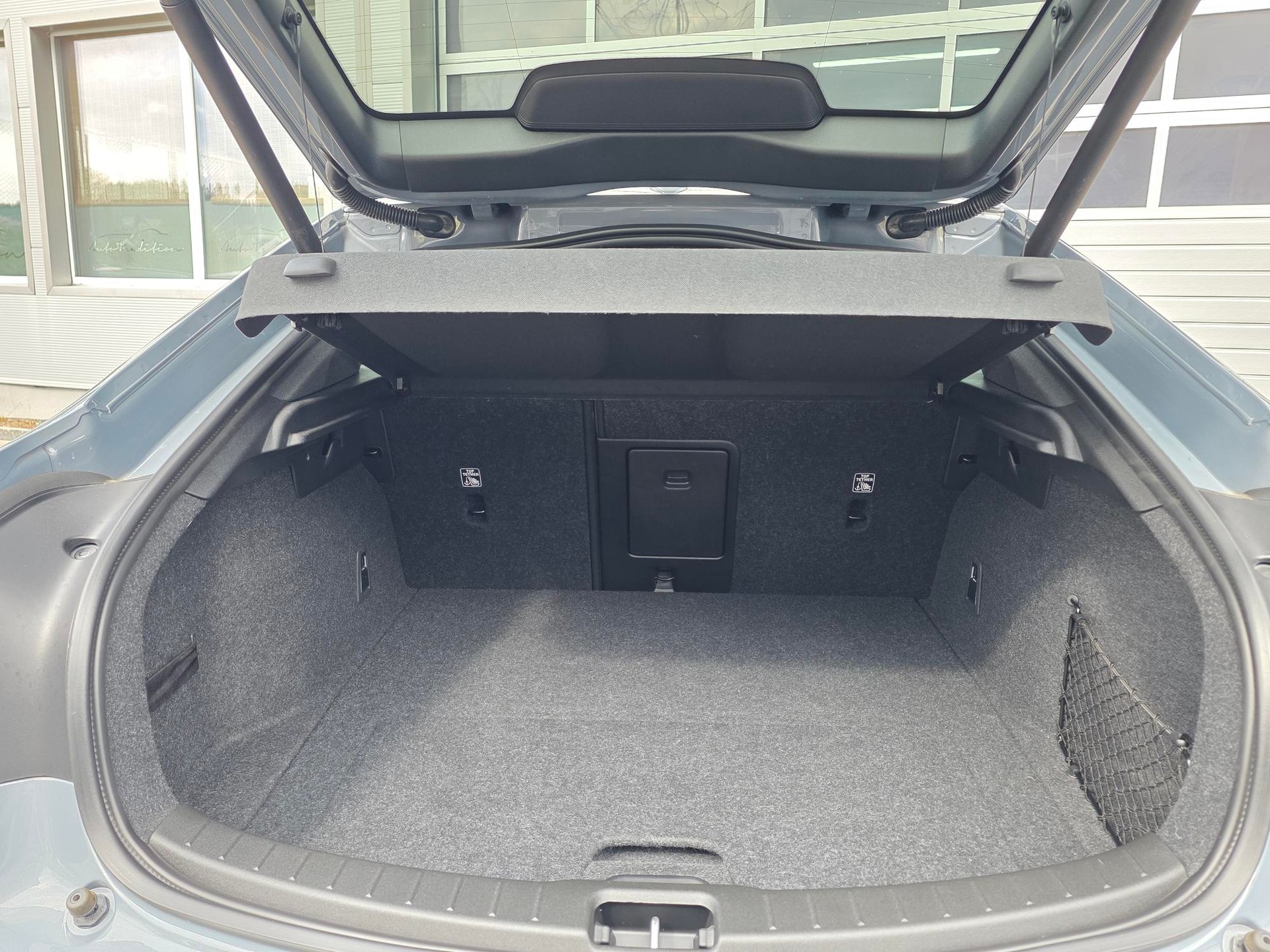 POLESTAR Polestar 2 Long Range Dual 78 kWh **GRATIS-SERVICE -GLASDACH -PLUS PAKET -WÄRME PUMPE -BATT. ZERTIFIKAT -GARANTIE BIS 05.2030**-image-16