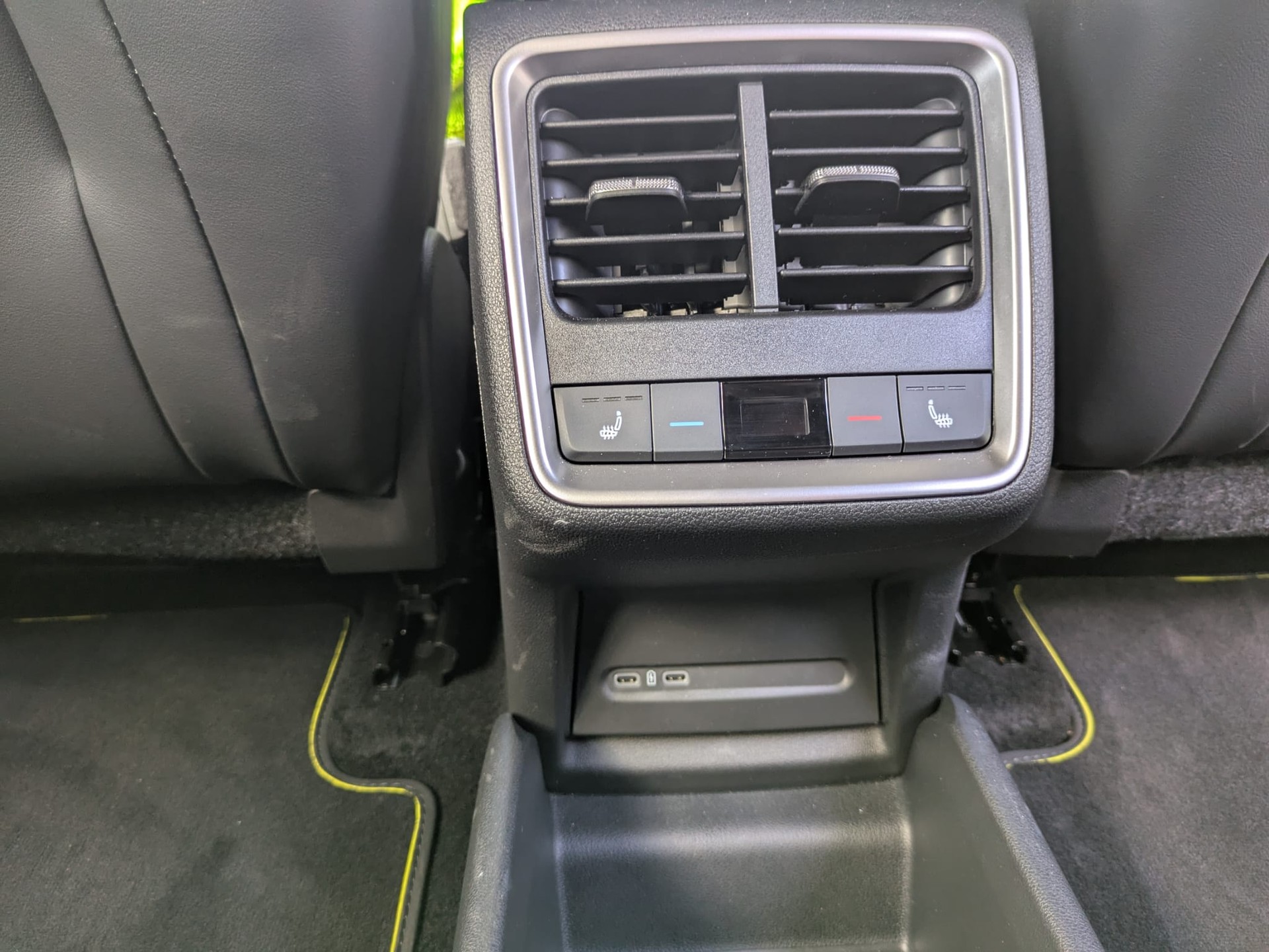 SKODA Elroq 85 RS 4x4-image-13