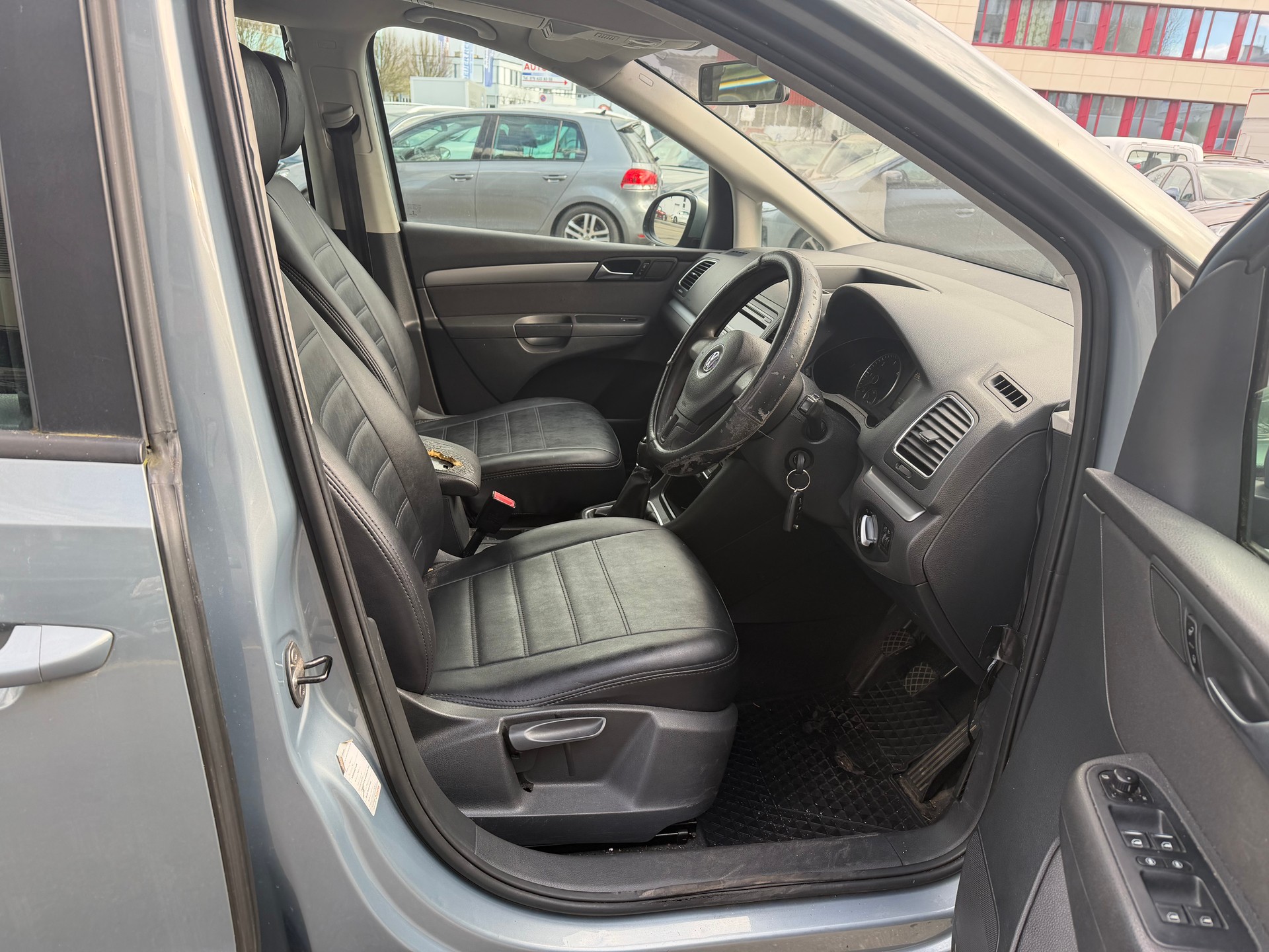 VW Sharan 2.0 TDI BlueMotion Technology Design-image-10