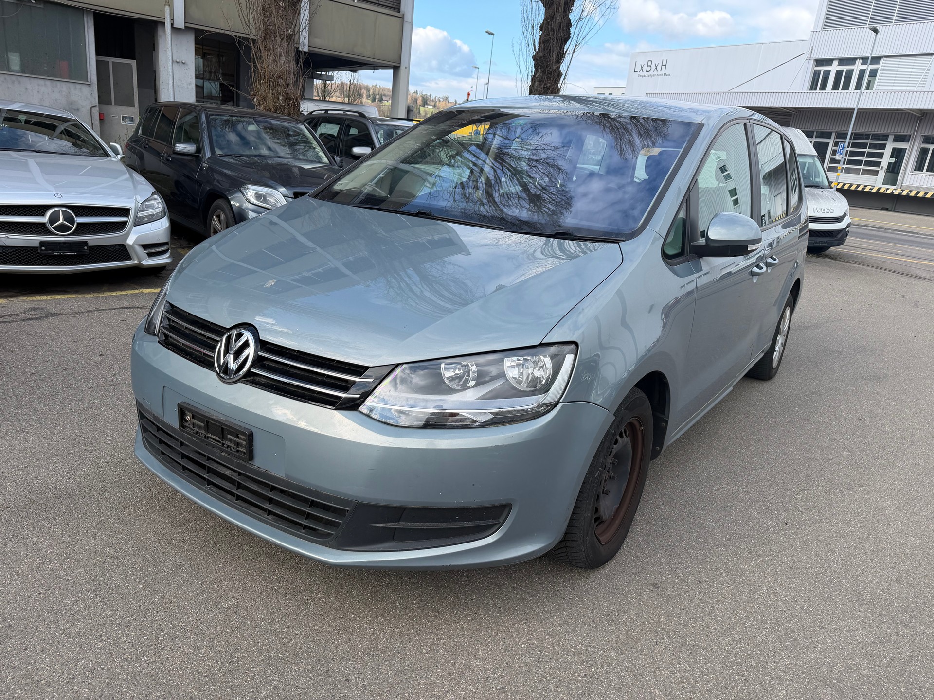 VW Sharan 2.0 TDI BlueMotion Technology Design-image-0