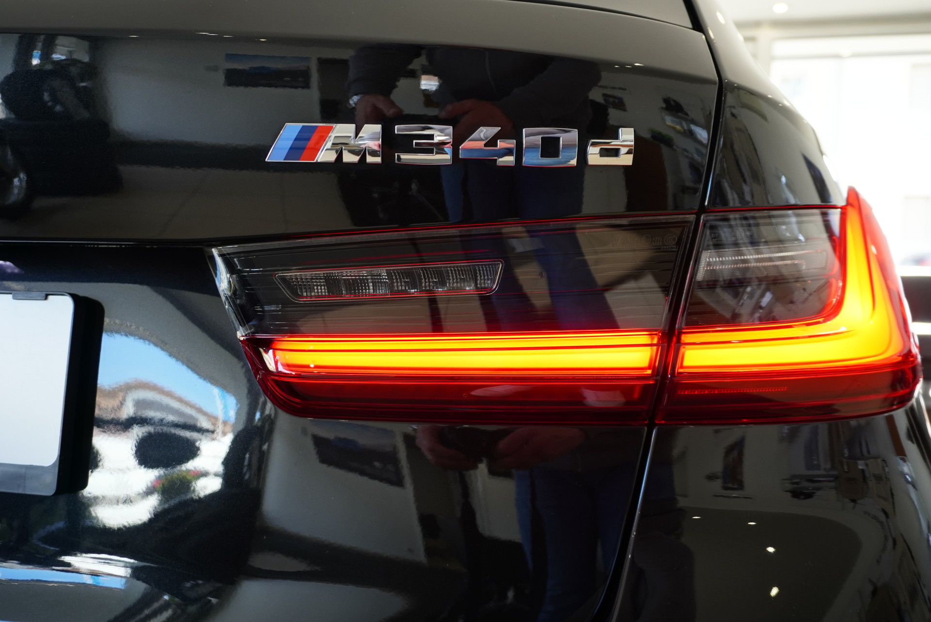BMW M340d xDrive 48V Touring Steptronic M Sport Pro-image-22